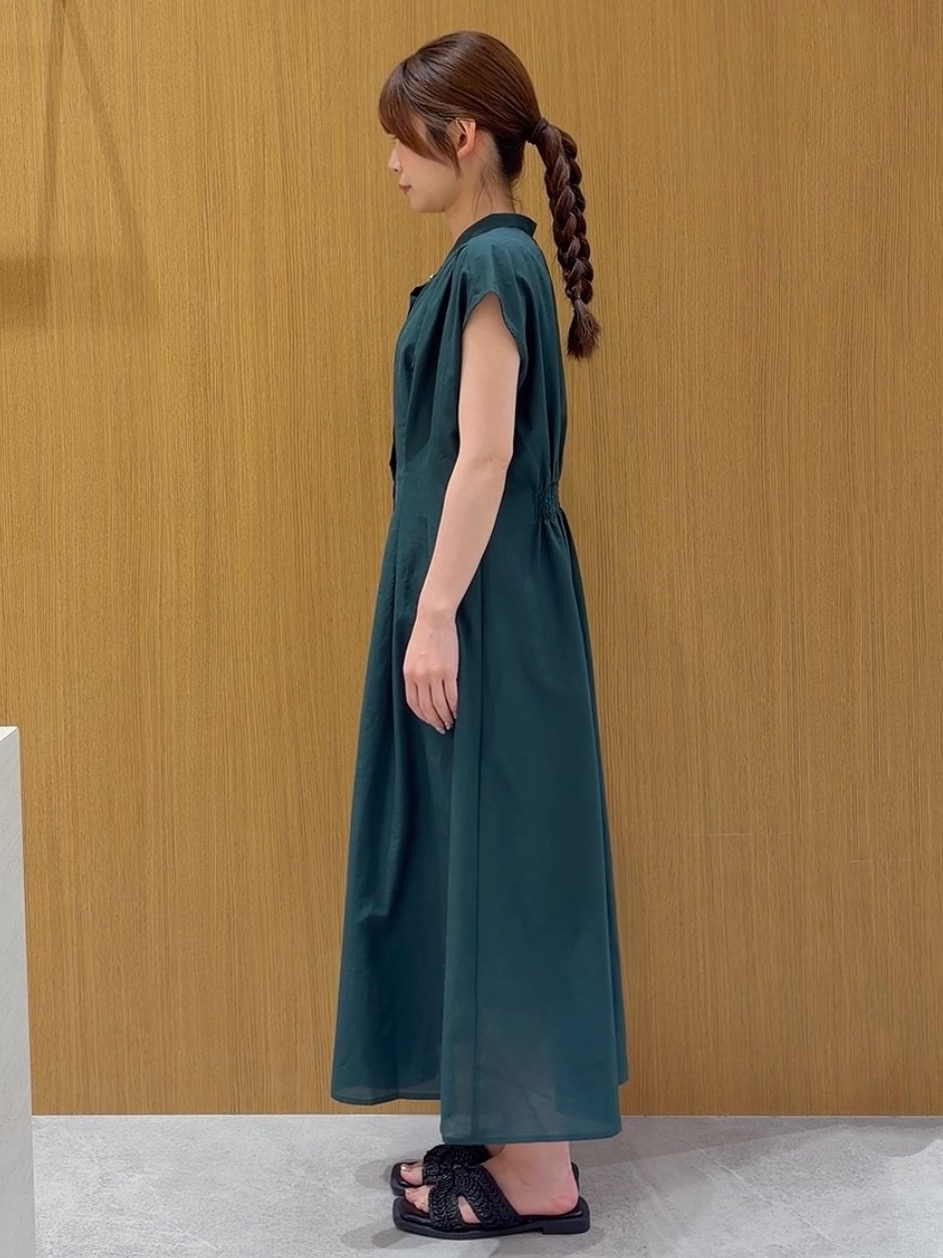 ayanaさんの「OPAQUE.CLIP｜【接触冷感】ビジューボタンカーディガン《抗ピリング／洗濯機OK》」を使ったコーディネート