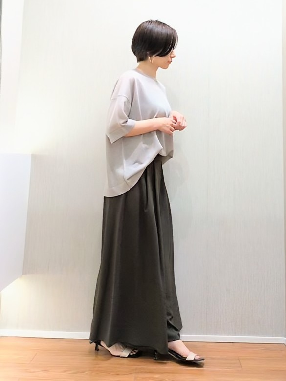 ミズタさんの「UNTITLED｜【アンサンブル可/Tシャツ風/ゆったり】リラックスニットトップス」を使ったコーディネート