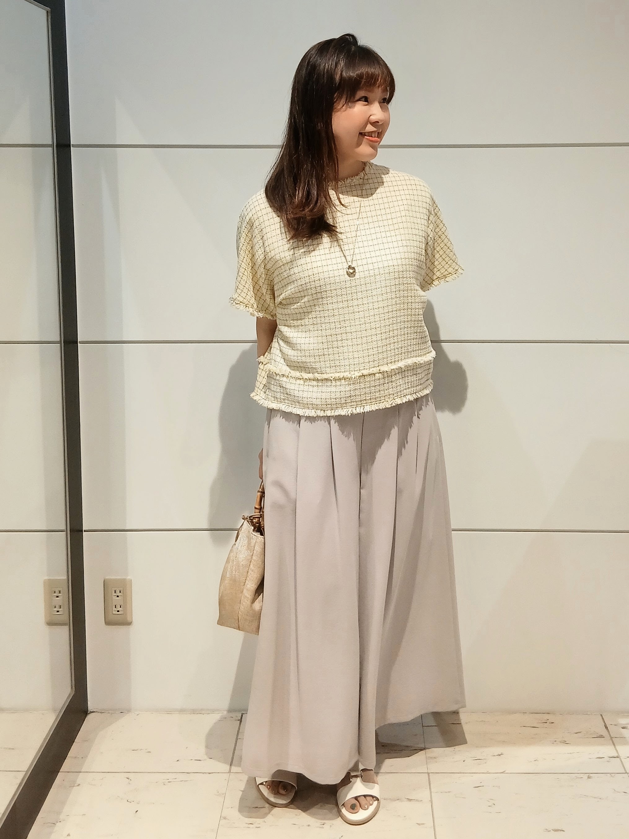 なみきさんの「UNTITLED｜◆【アンサンブル可】ラメ混クルーネックカーディガン」を使ったコーディネート