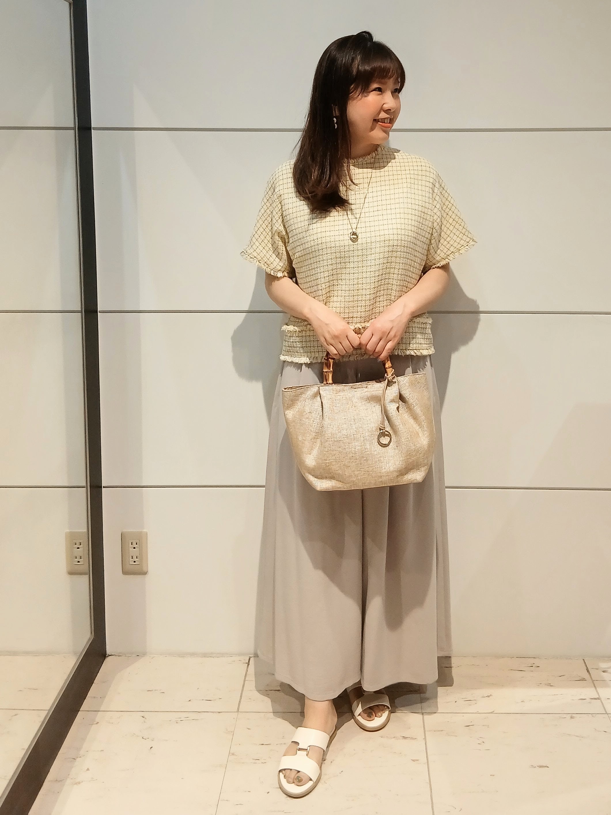 なみきさんの「UNTITLED｜◆【アンサンブル可】ラメ混クルーネックカーディガン」を使ったコーディネート
