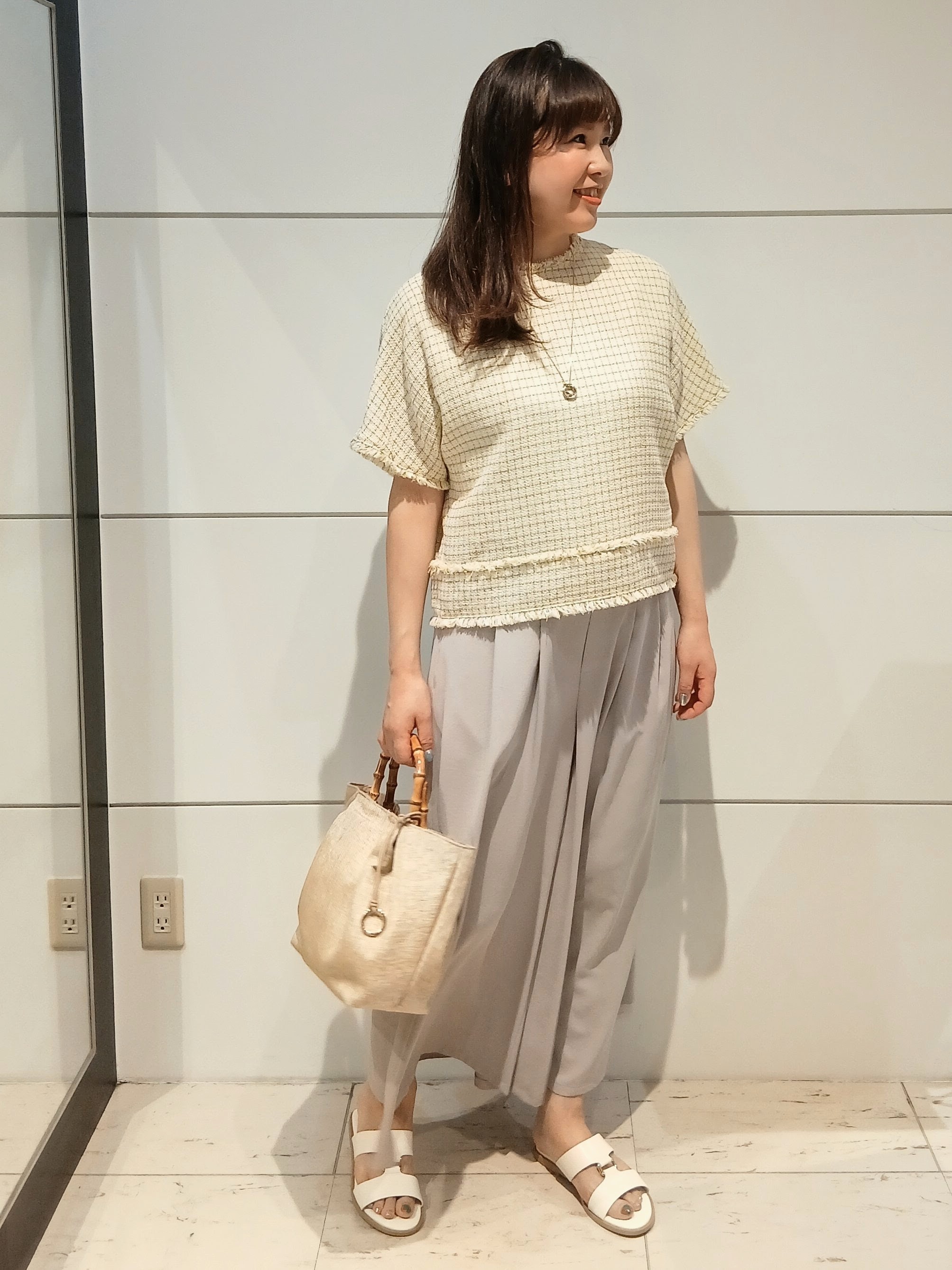 なみきさんの「UNTITLED｜◆【アンサンブル可】ラメ混クルーネックカーディガン」を使ったコーディネート