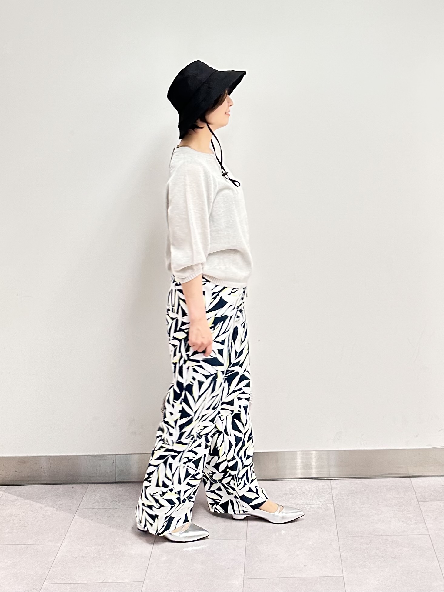 みなこさんの「UNTITLED｜【アンサンブル可/日除け・冷房対策】シアーレーヨンZIPカーディガン」を使ったコーディネート