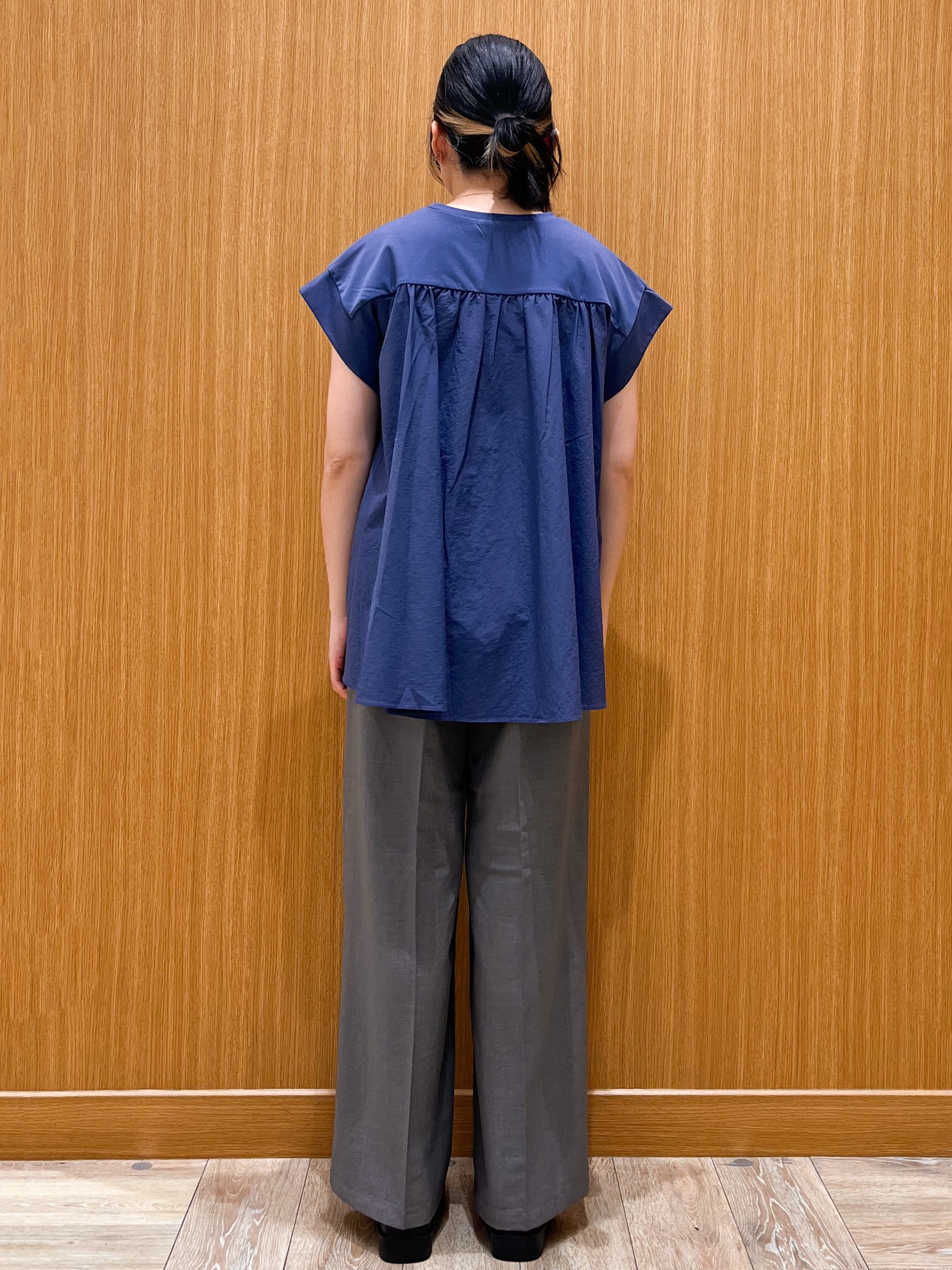 aさんの「OPAQUE.CLIP｜【接触冷感】バックフレアドッキングカットソー《洗濯機OK》」を使ったコーディネート