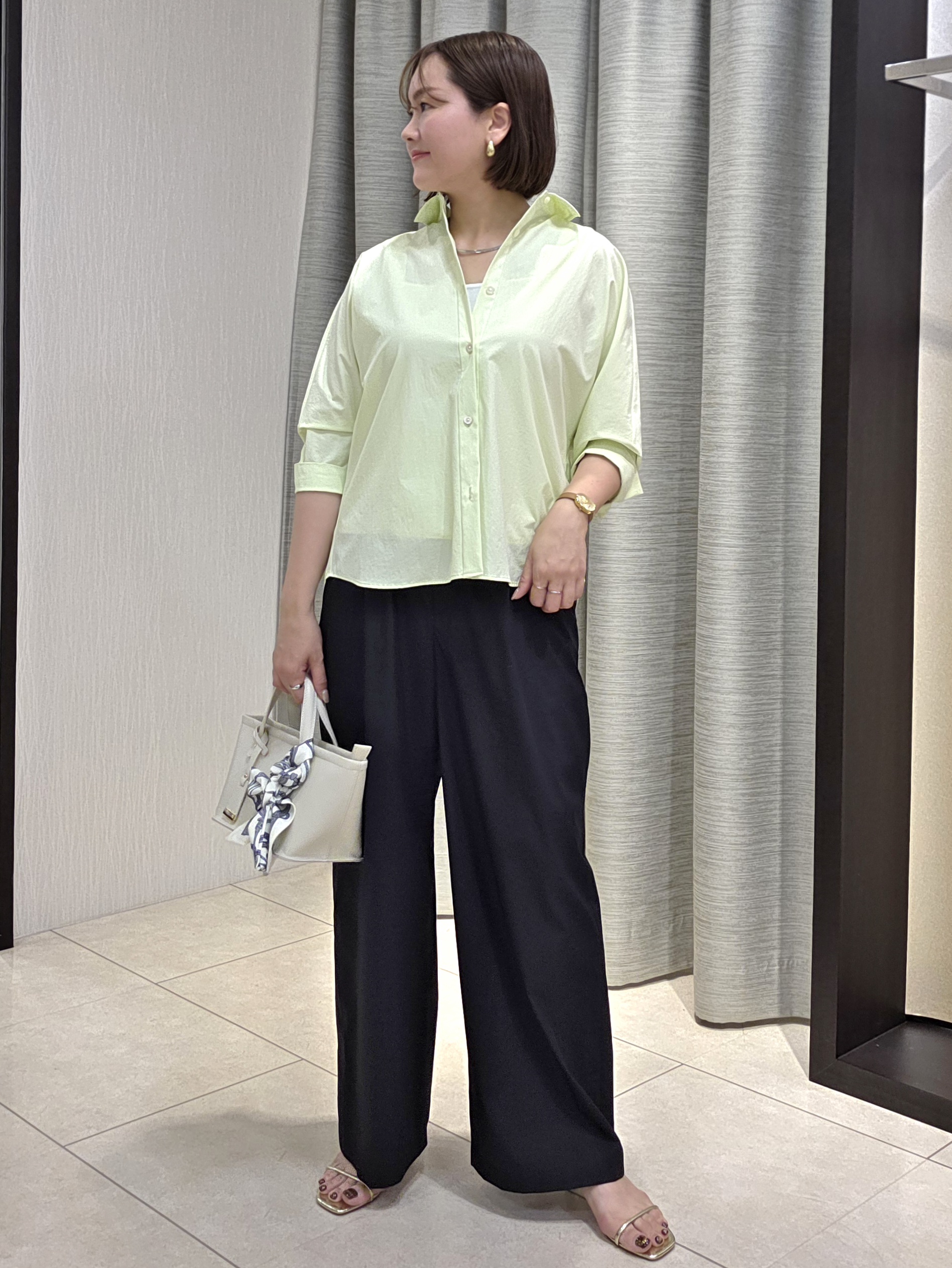 naokoさんの「UNTITLED｜【接触冷感/吸水速乾/UVカット】ドルマンスリーブシャツ」を使ったコーディネート