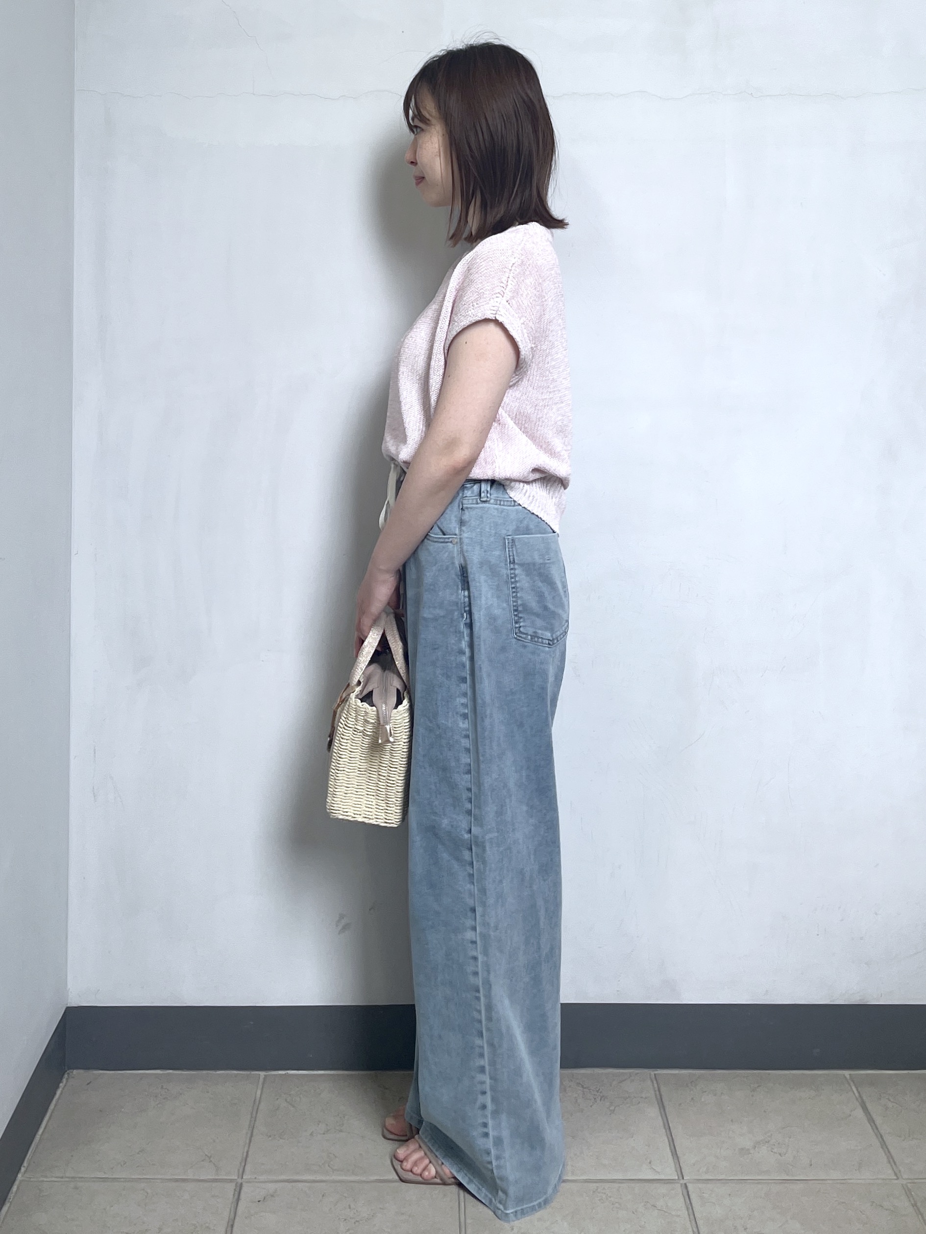 mikiさんの「OPAQUE.CLIP｜ラメメッシュ フレンチスリーブニット【洗濯機OK】」を使ったコーディネート