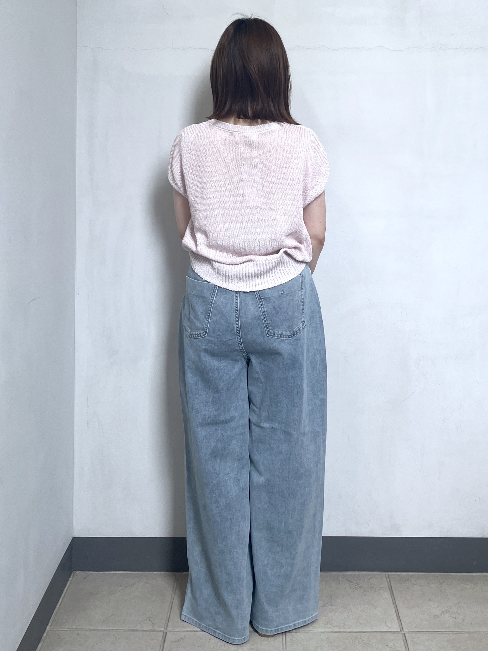 mikiさんの「OPAQUE.CLIP｜ラメメッシュ フレンチスリーブニット【洗濯機OK】」を使ったコーディネート