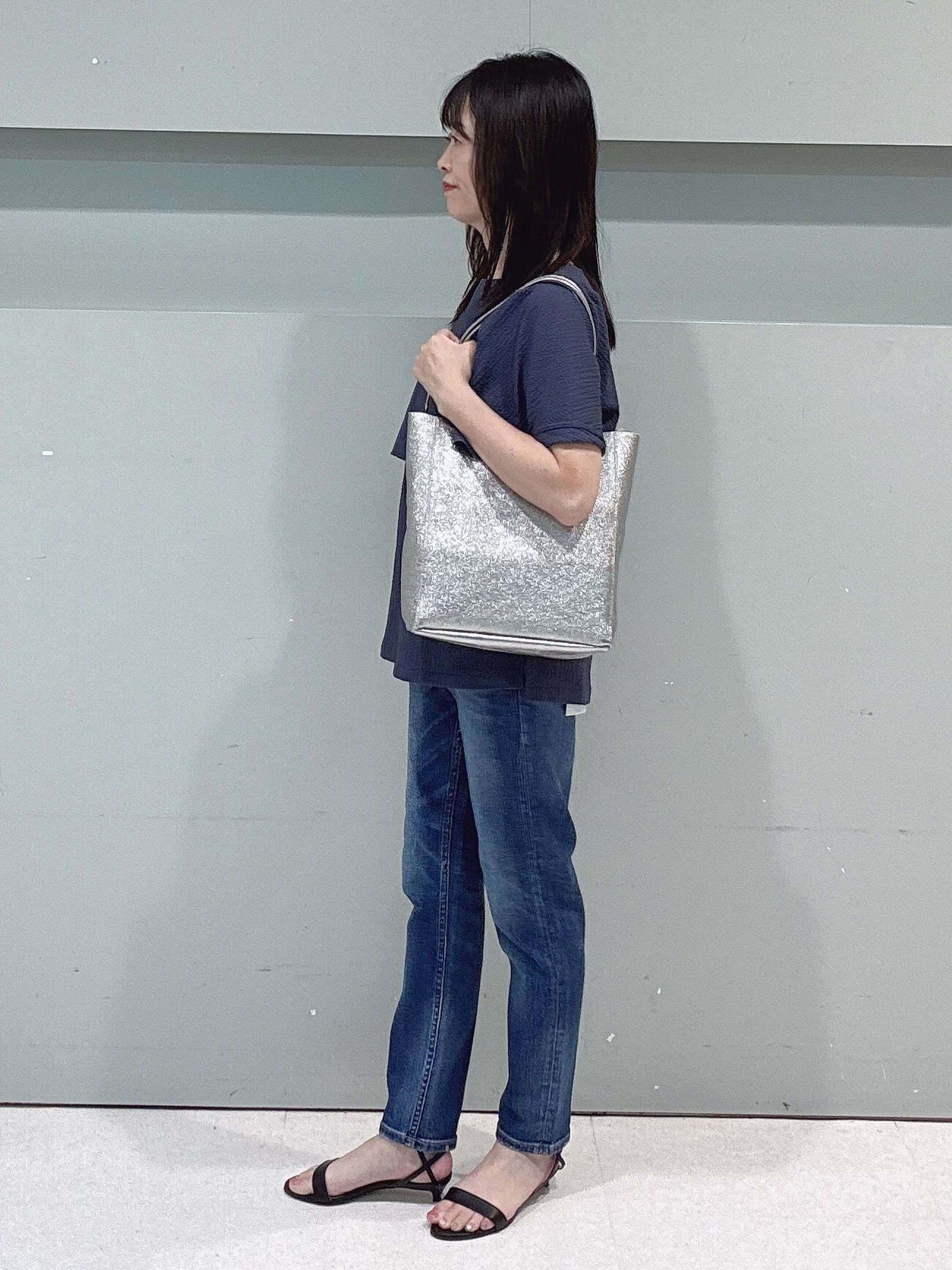 makiさんの「UNTITLED｜【洗える/ストレッチ性/フェミニン】ケープデザインブラウス」を使ったコーディネート