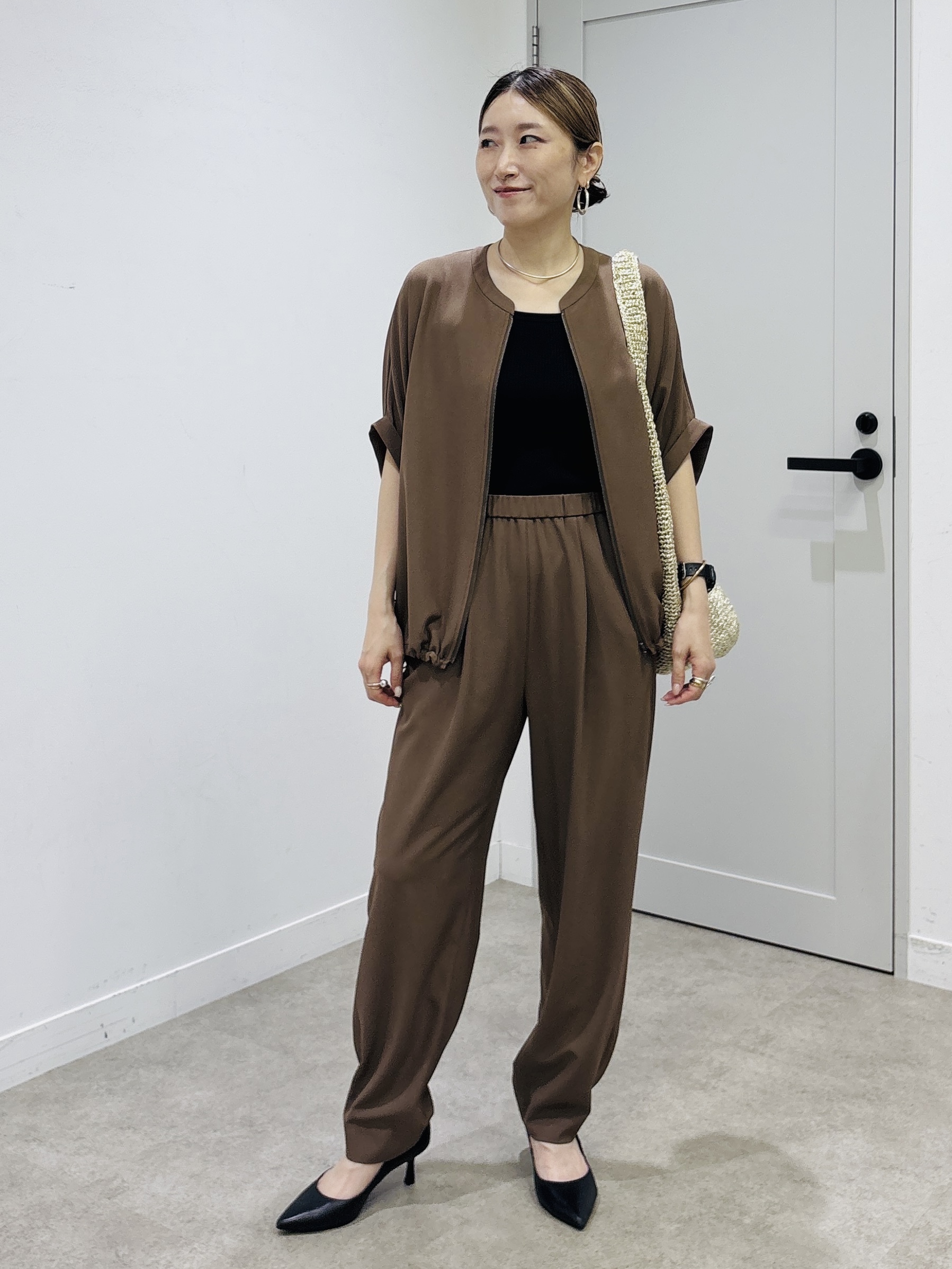 kotakiさんの「INDIVI｜【秋羽織り/着る日傘】ドルマンフォルムブルゾン」を使ったコーディネート