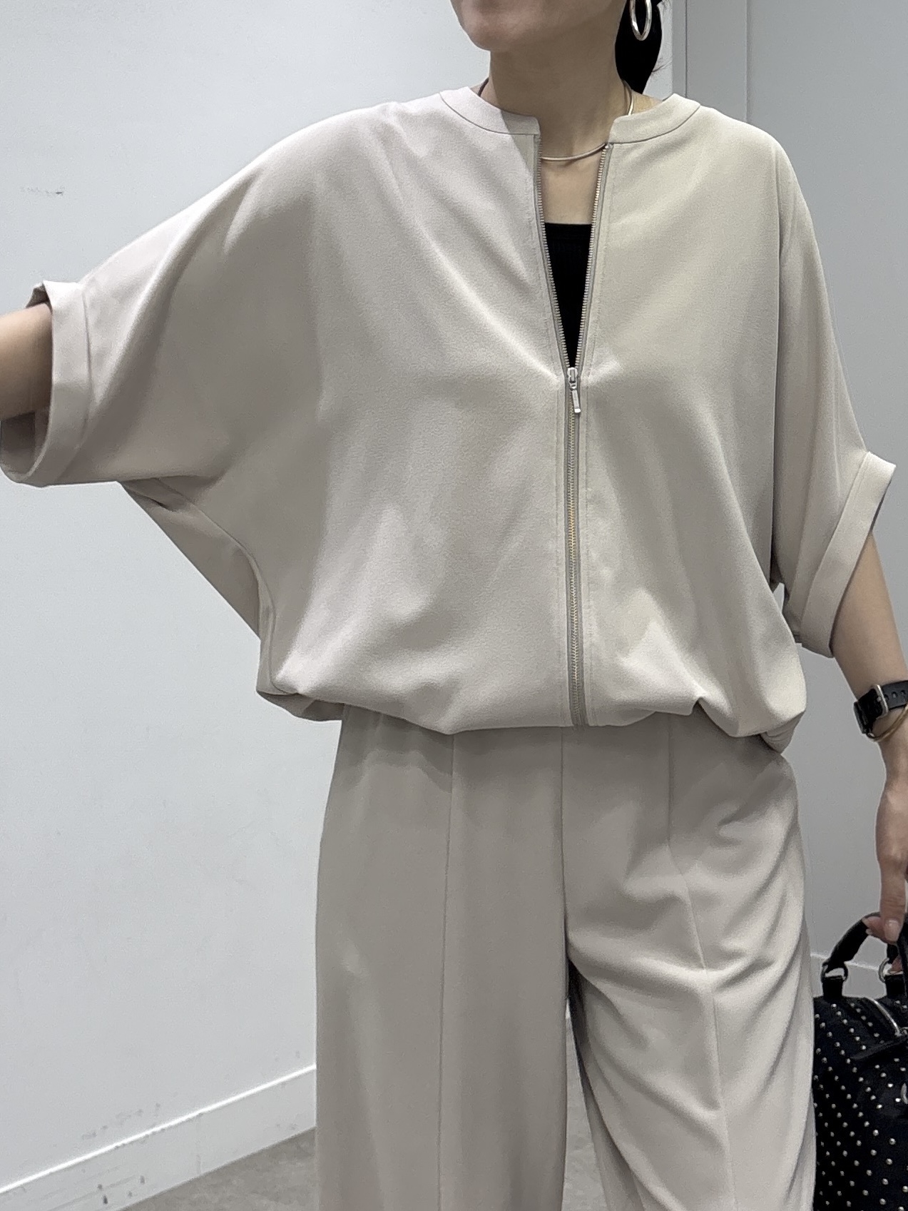 kotakiさんの「INDIVI｜【夏羽織り/着る日傘】ドルマンフォルムブルゾン」を使ったコーディネート