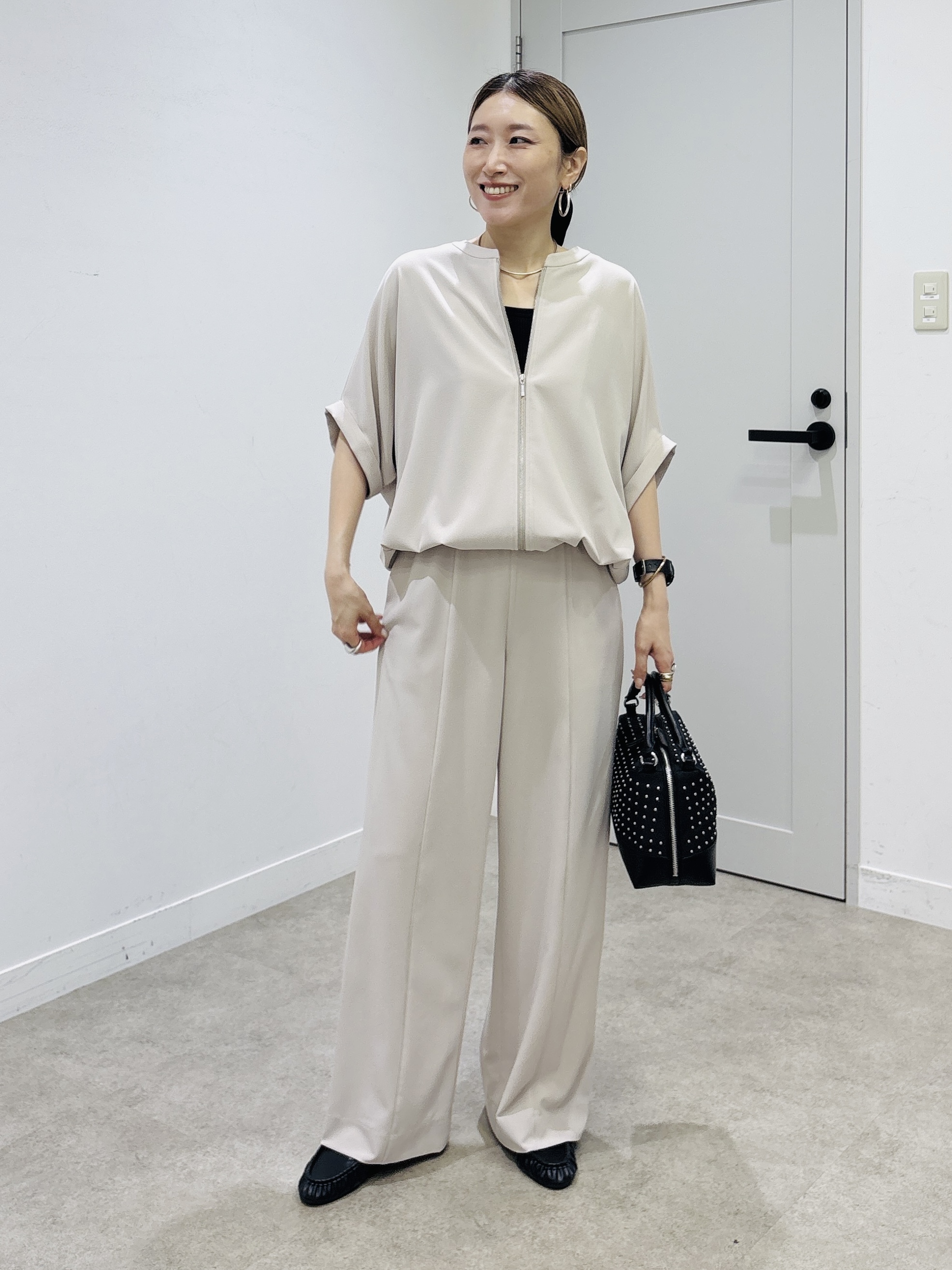 kotakiさんの「INDIVI｜【夏羽織り/着る日傘】ドルマンフォルムブルゾン」を使ったコーディネート