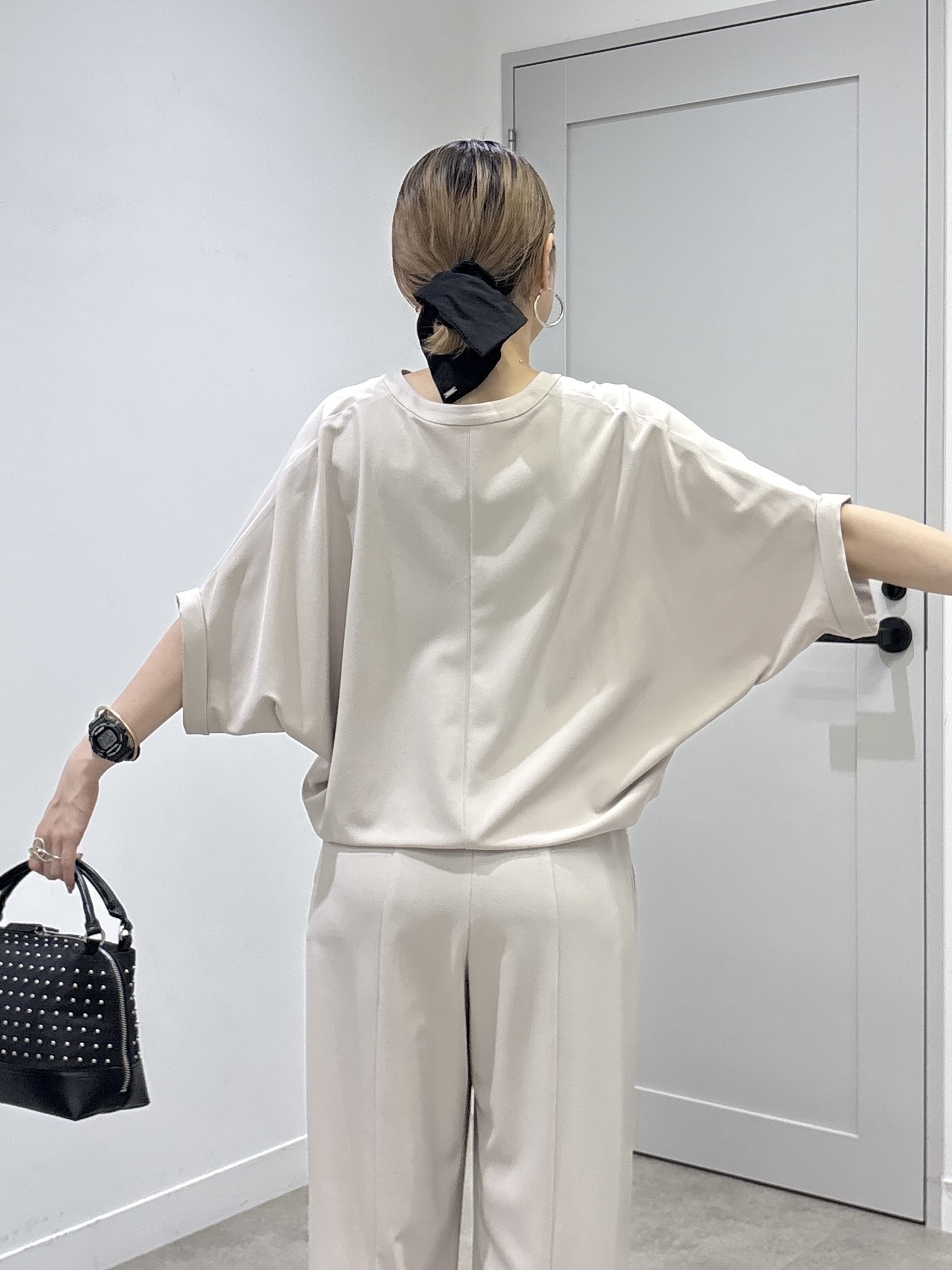 kotakiさんの「INDIVI｜【夏羽織り/着る日傘】ドルマンフォルムブルゾン」を使ったコーディネート