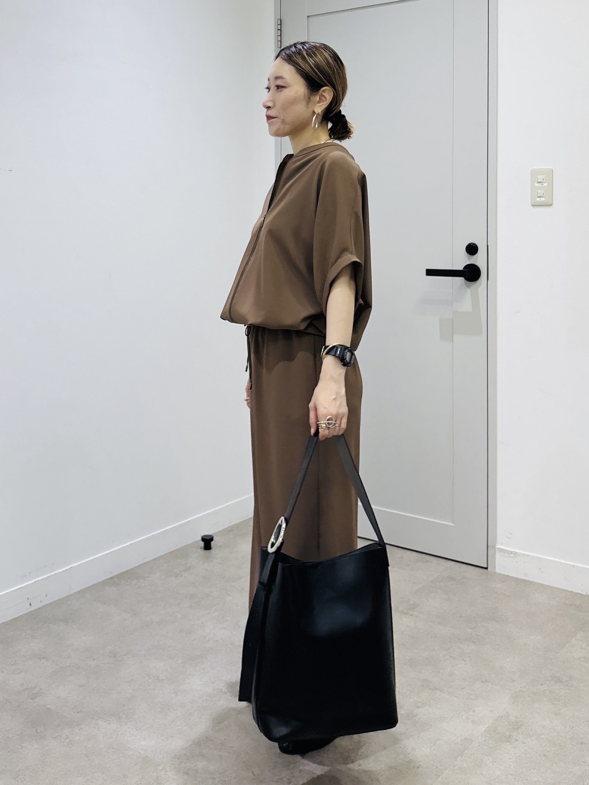 kotakiさんの「INDIVI｜【秋羽織り/着る日傘】ドルマンフォルムブルゾン」を使ったコーディネート