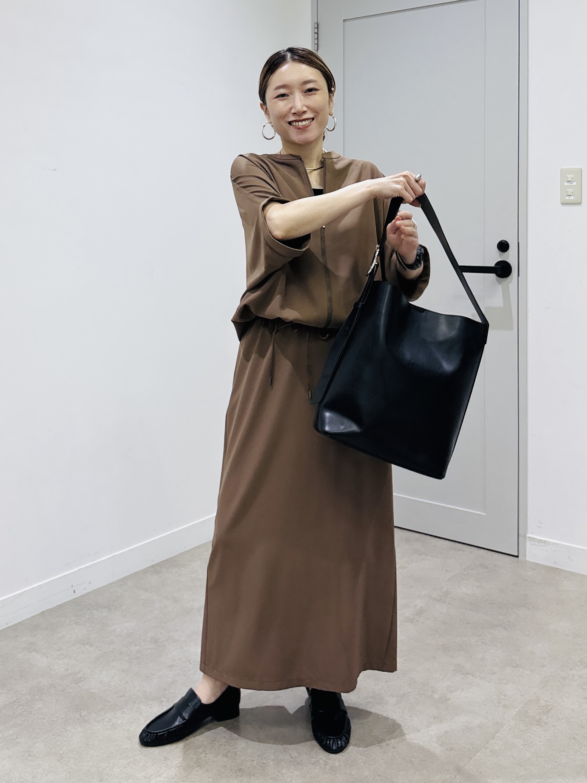 kotakiさんの「INDIVI｜【秋羽織り/着る日傘】ドルマンフォルムブルゾン」を使ったコーディネート