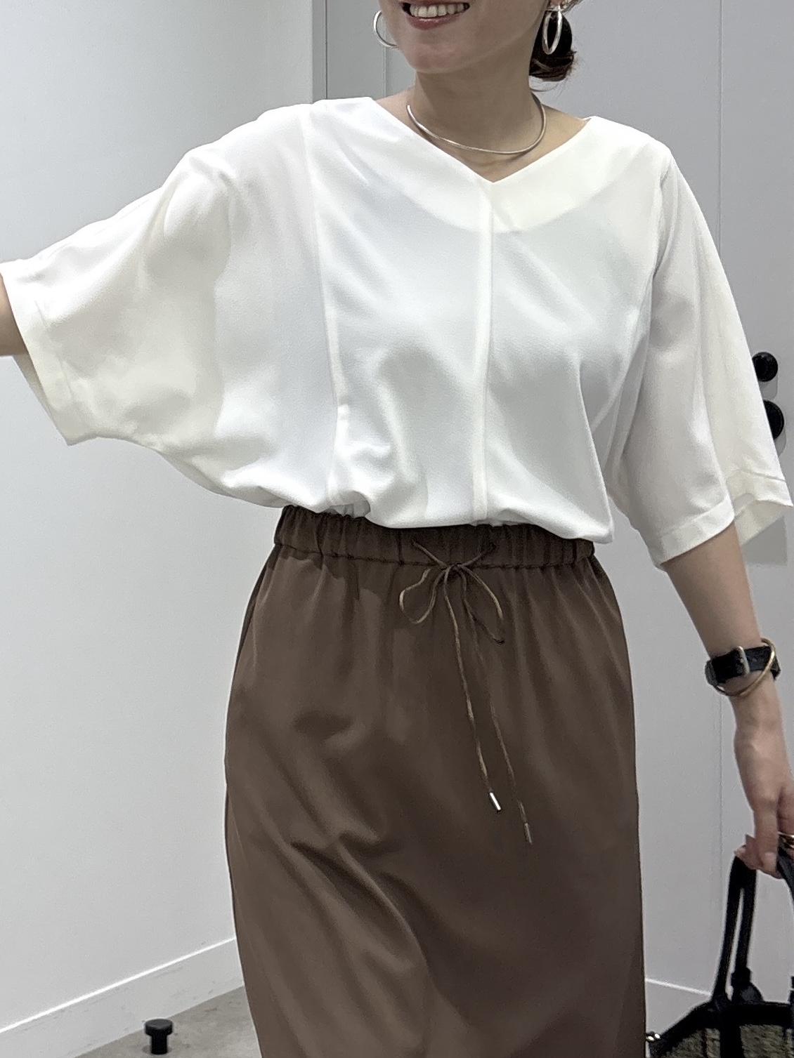 kotakiさんの「INDIVI｜【体型＆二の腕カバー/着る日傘】ドルマントップス」を使ったコーディネート
