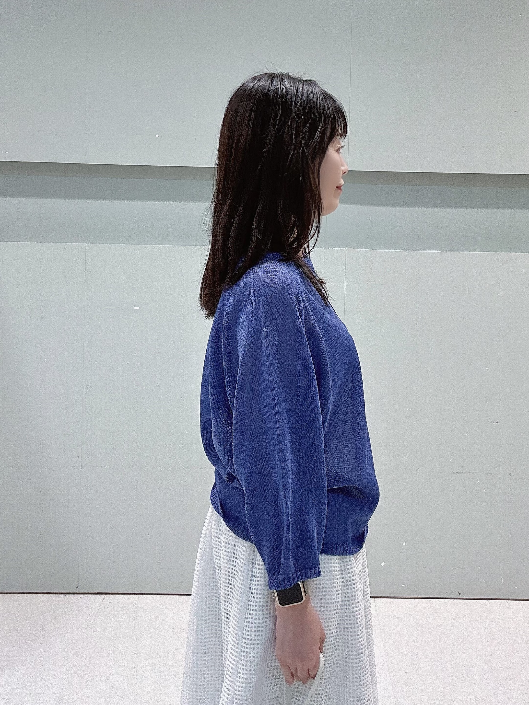 makiさんの「UNTITLED｜【洗える/ゆったり】クルーネックドライニット」を使ったコーディネート