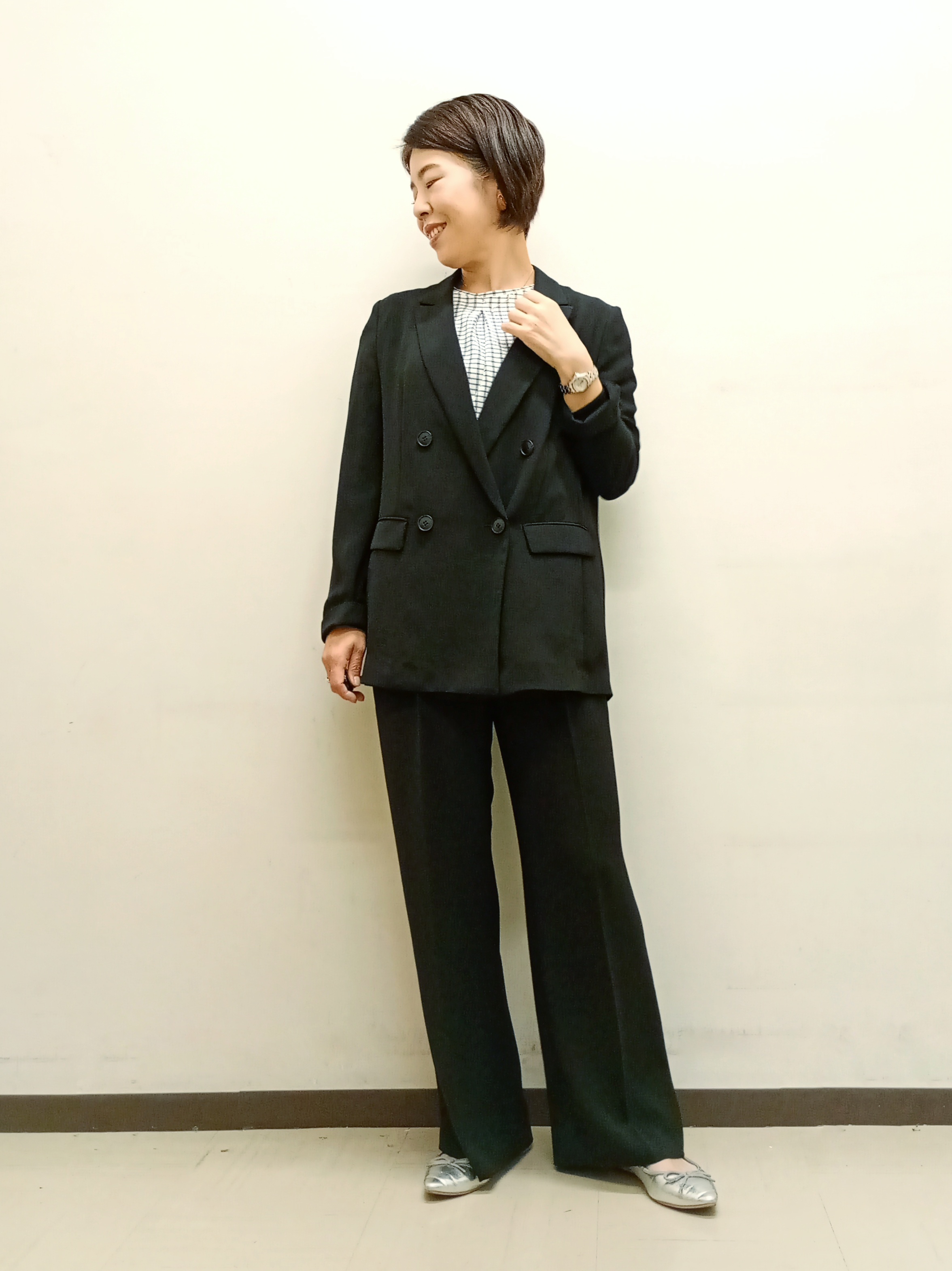 Kさんの「INDIVI｜【洗える／UVケア／SETUP可】着る日傘ワイドパンツ」を使ったコーディネート
