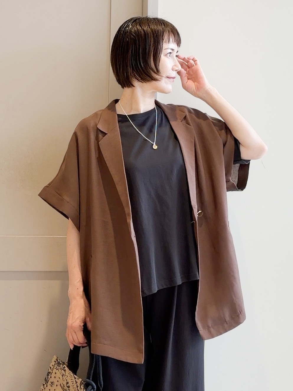 yamakoさんの「grove｜【洗濯機OK/SETUP可】シワになりにくいハーフスリーブジャケット」を使ったコーディネート