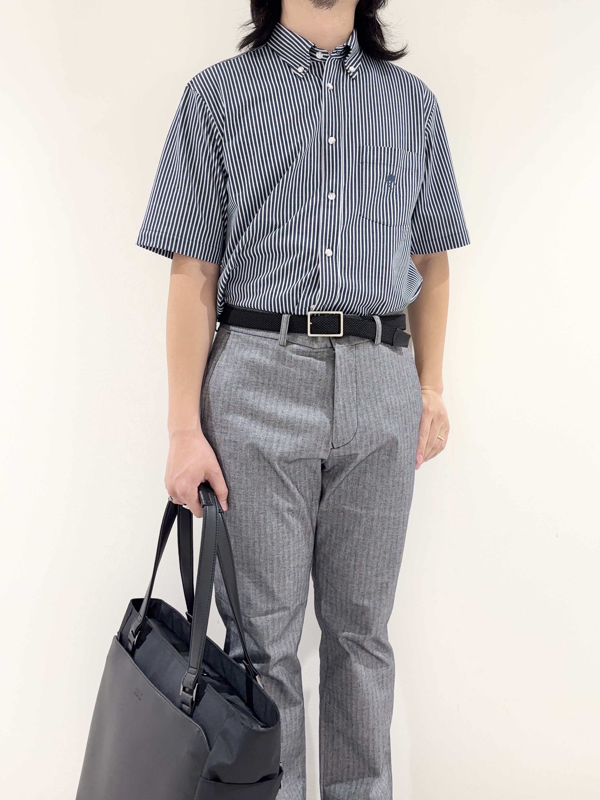 及川さんの「TAKEO KIKUCHI｜【接触冷感】ジャージストライプ シャツ」を使ったコーディネート