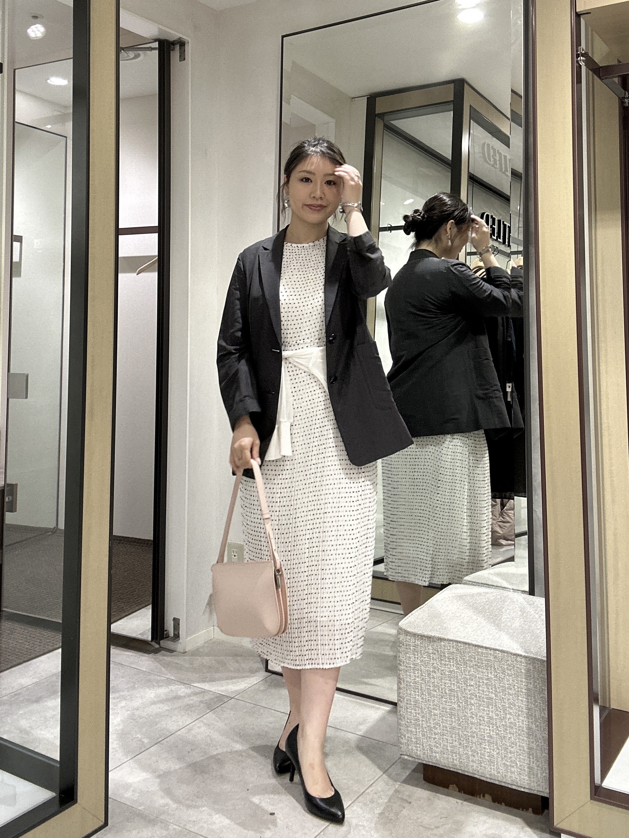 YURIさんの「UNTITLED｜【7色展開/ゆったり/ショート丈】シアートリコットカーディガン」を使ったコーディネート