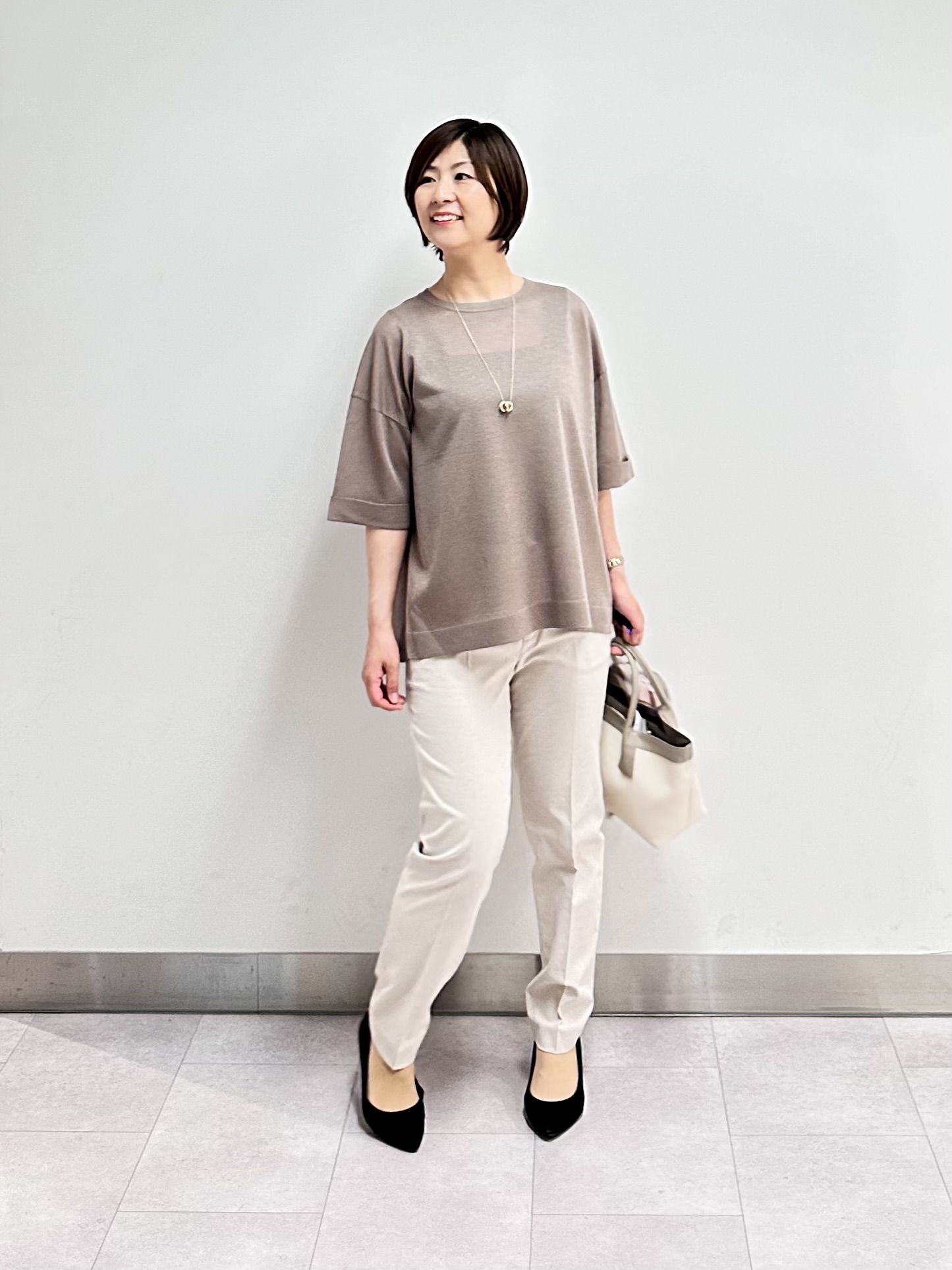 みなこさんの「UNTITLED｜【アンサンブル可/Tシャツ風/ゆったり】リラックスニットトップス」を使ったコーディネート