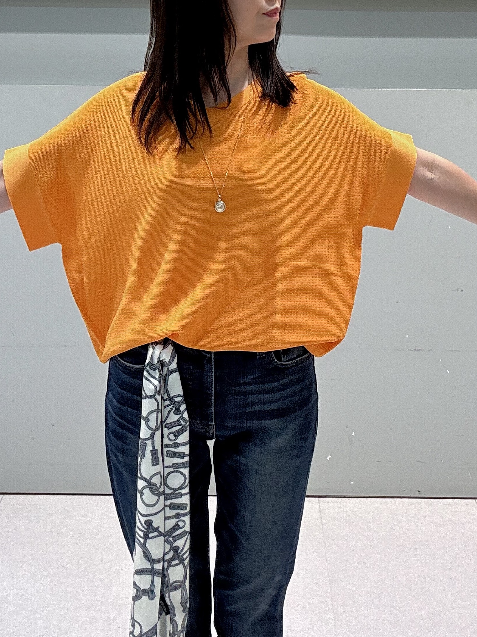 makiさんの「UNTITLED｜【11色展開/体型カバー】前後2WAYフレンチスリーブニット」を使ったコーディネート