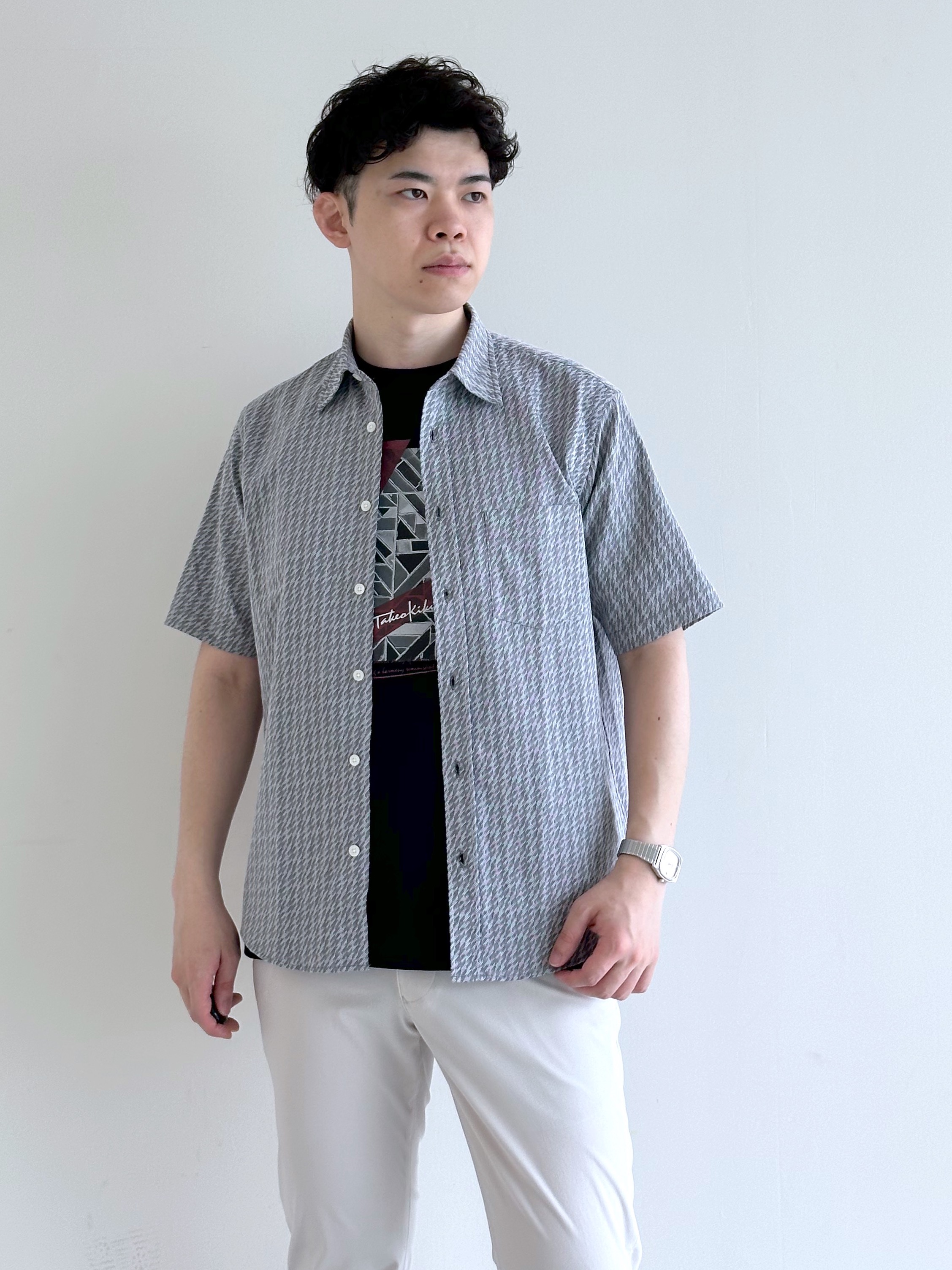 イッシーさんの「TAKEO KIKUCHI｜播州織り 千鳥 半袖シャツ」を使ったコーディネート