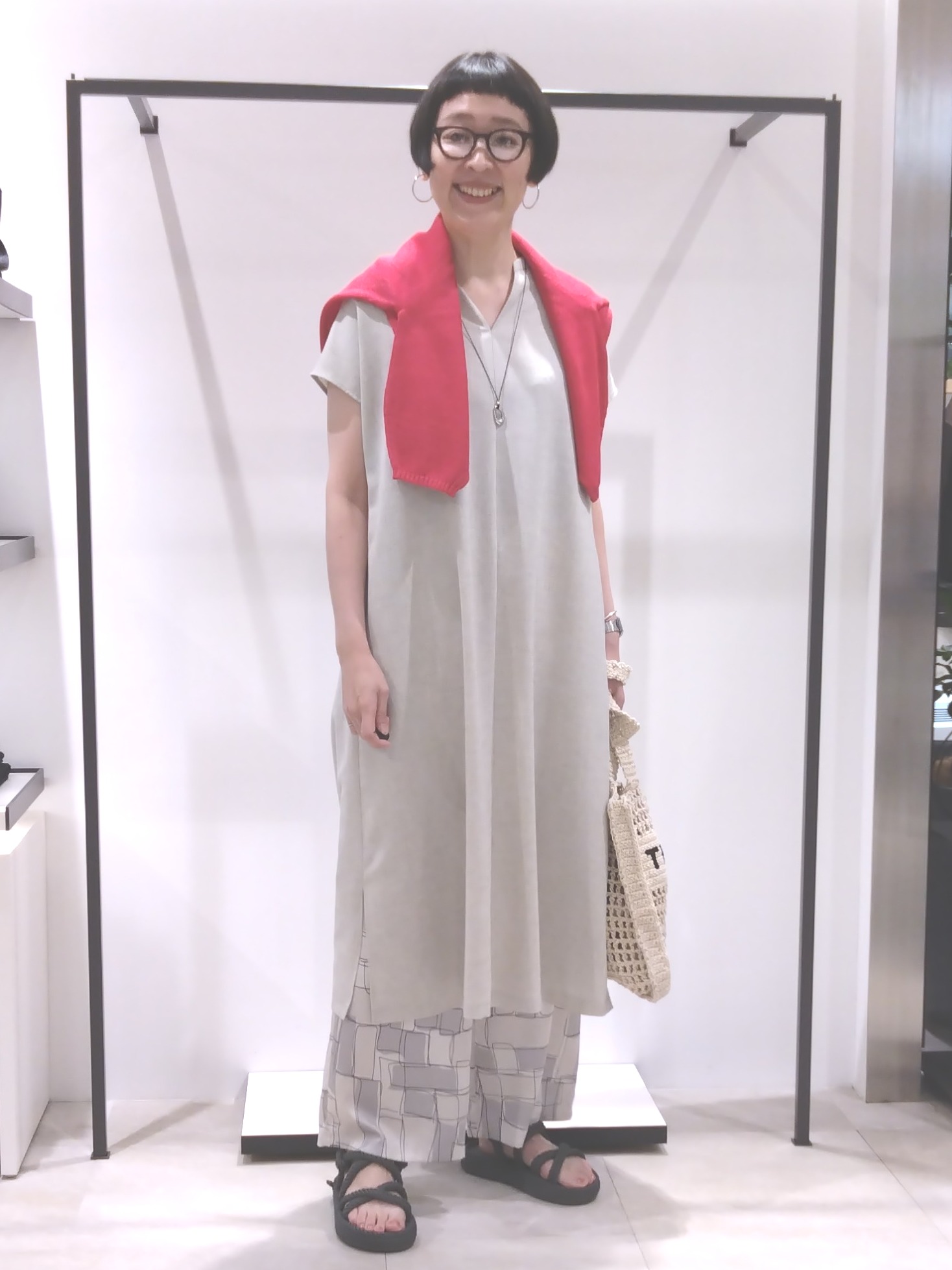 まちこさんの「UNTITLED｜【UV/接触冷感/遮熱/通気性】スラブバンドカラーワンピース」を使ったコーディネート