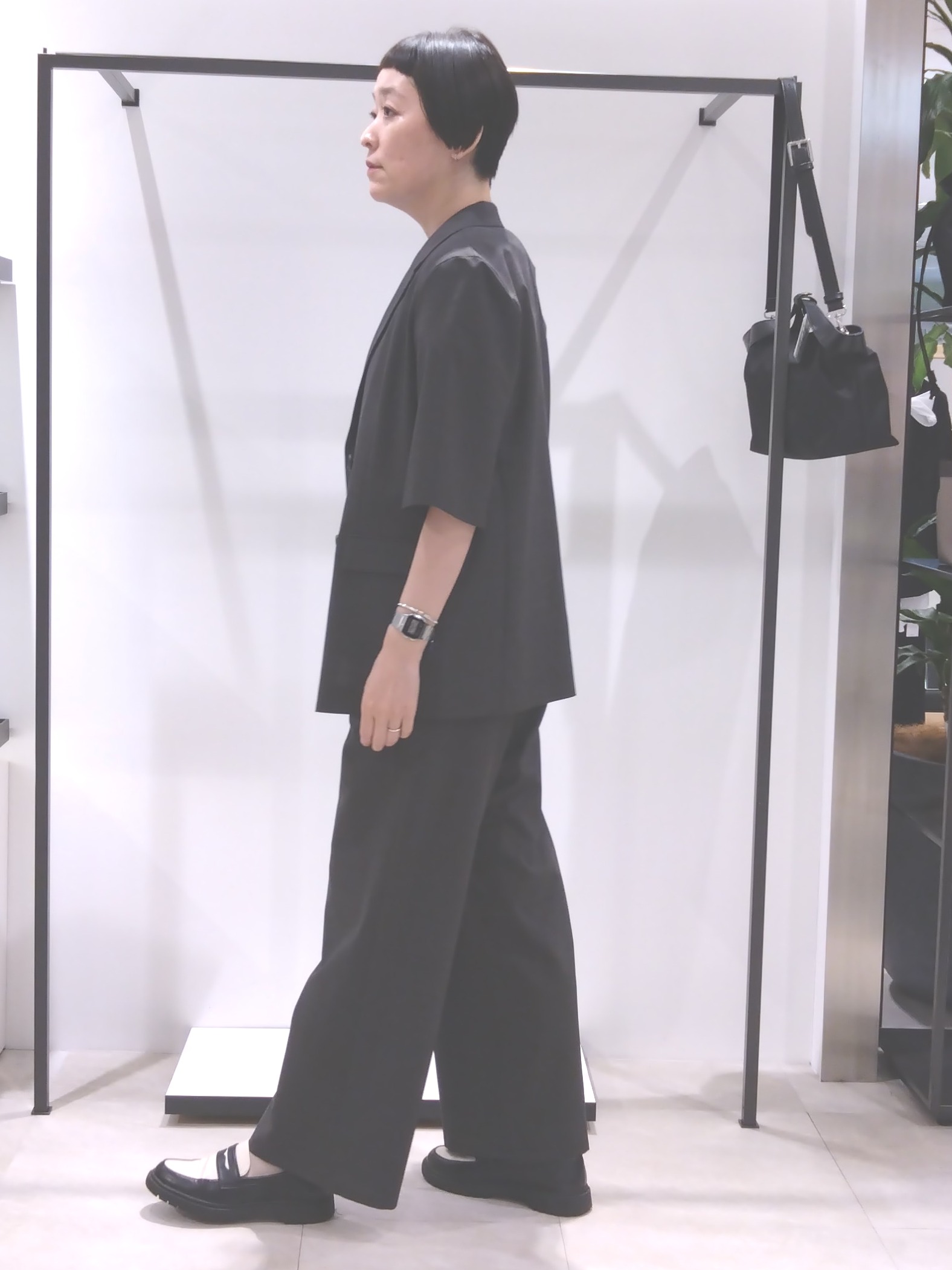 まちこさんの「UNTITLED｜【シワになりにくい/セットアップ可/接触冷感】ハーフスリーブジャケット」を使ったコーディネート