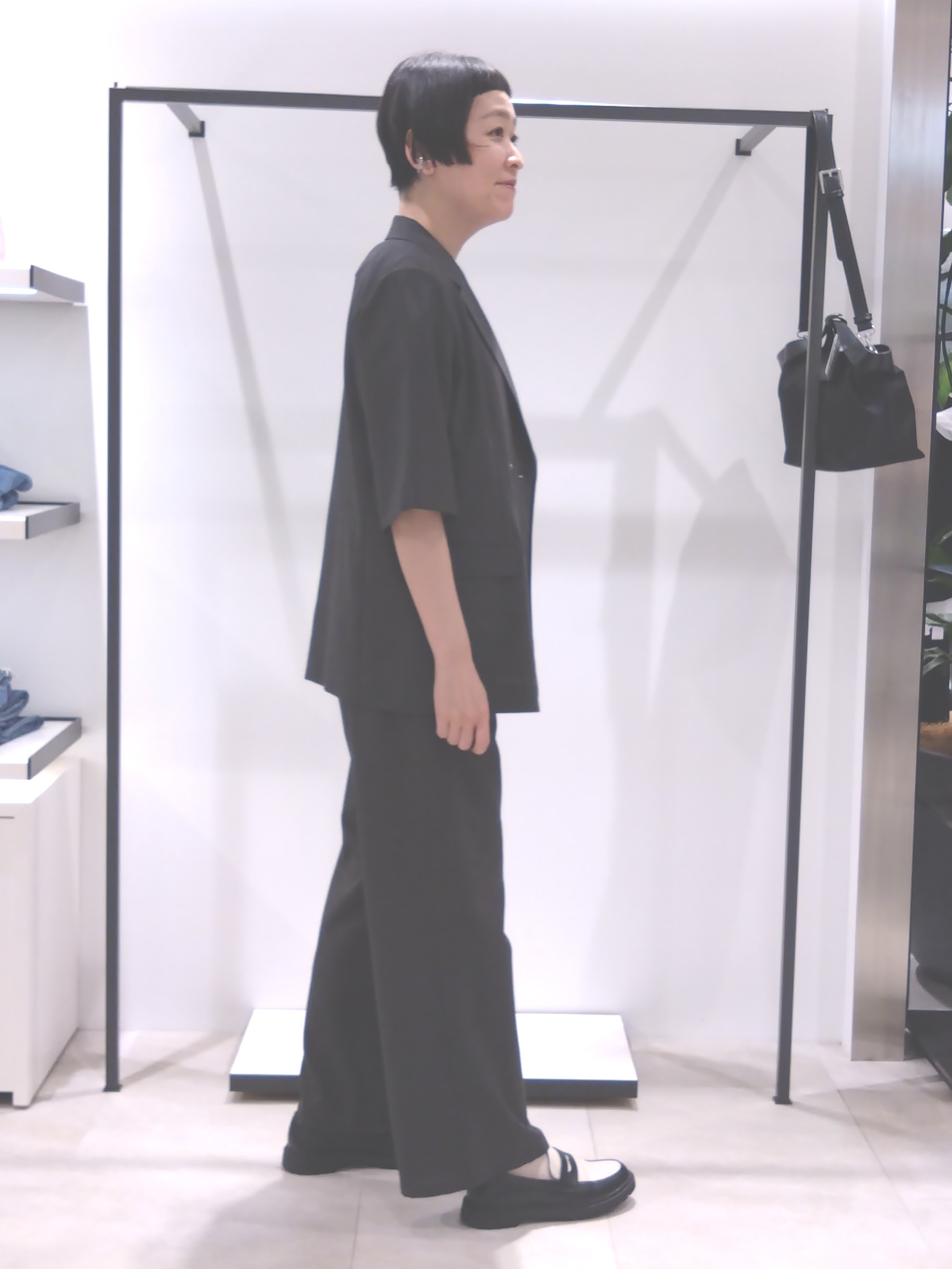 まちこさんの「UNTITLED｜【シワになりにくい/セットアップ可/接触冷感】ハーフスリーブジャケット」を使ったコーディネート