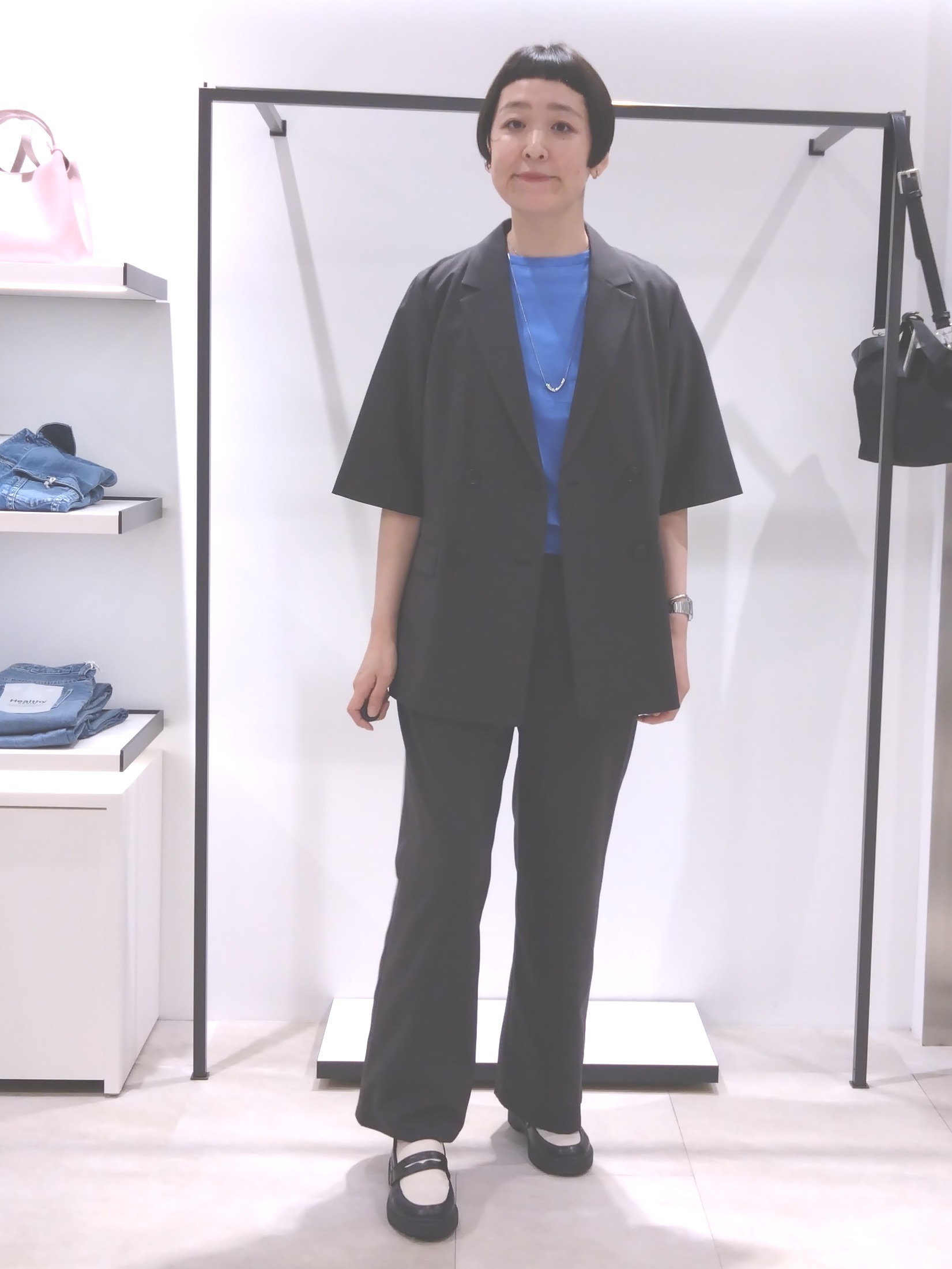 まちこさんの「UNTITLED｜【シワになりにくい/セットアップ可/接触冷感】ハーフスリーブジャケット」を使ったコーディネート