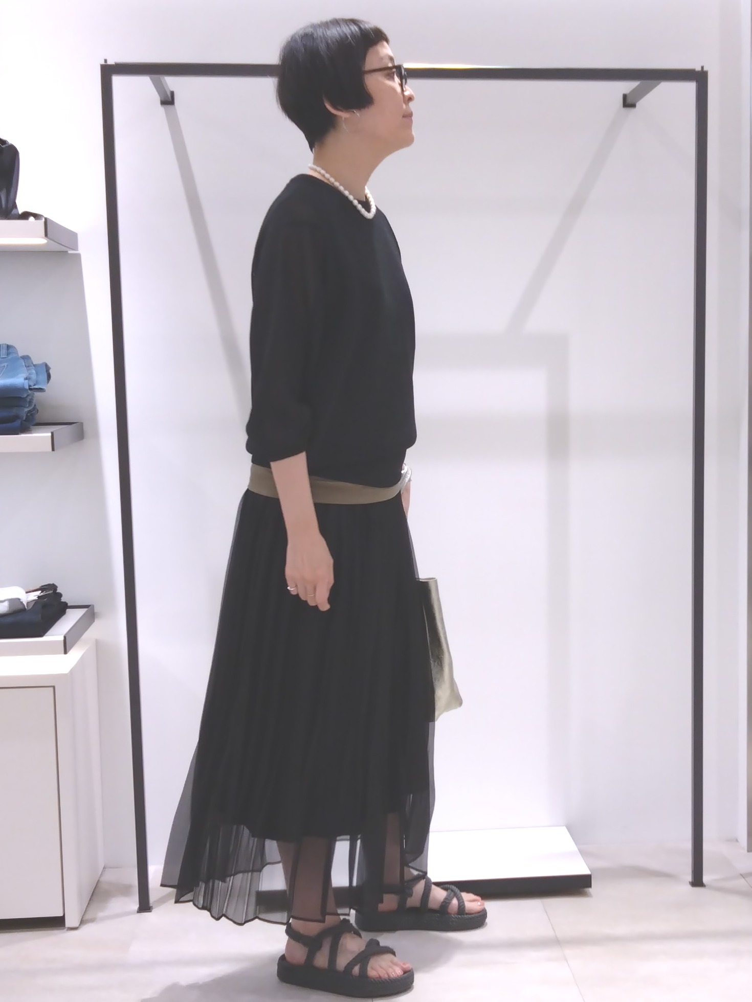 まちこさんの「UNTITLED｜【洗える/ゆったり】クルーネックドライニット」を使ったコーディネート