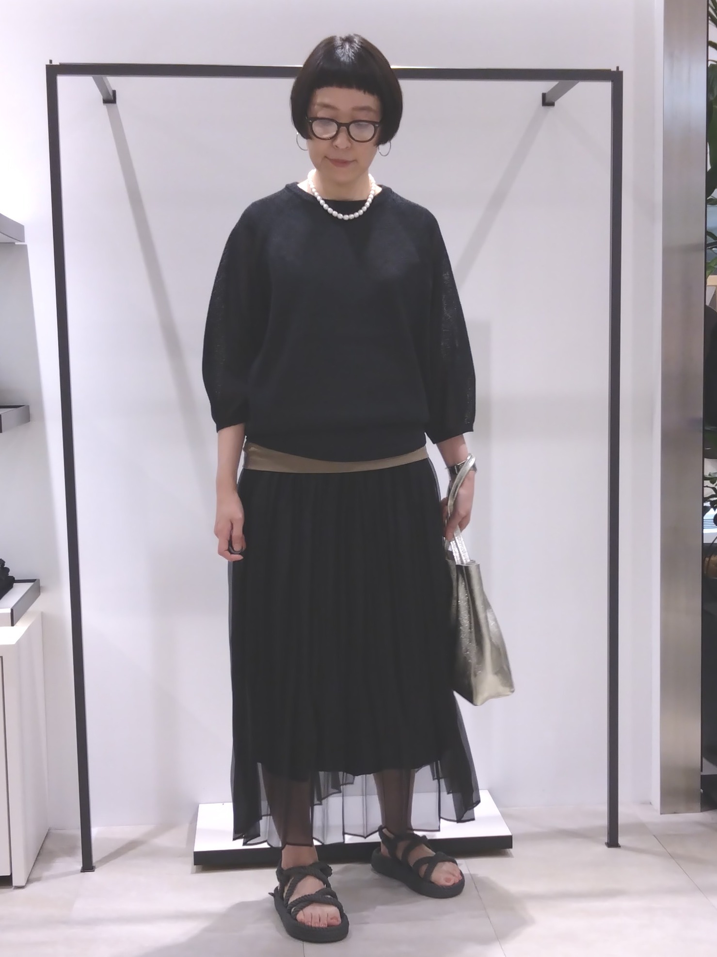 まちこさんの「UNTITLED｜【洗える/ゆったり】クルーネックドライニット」を使ったコーディネート