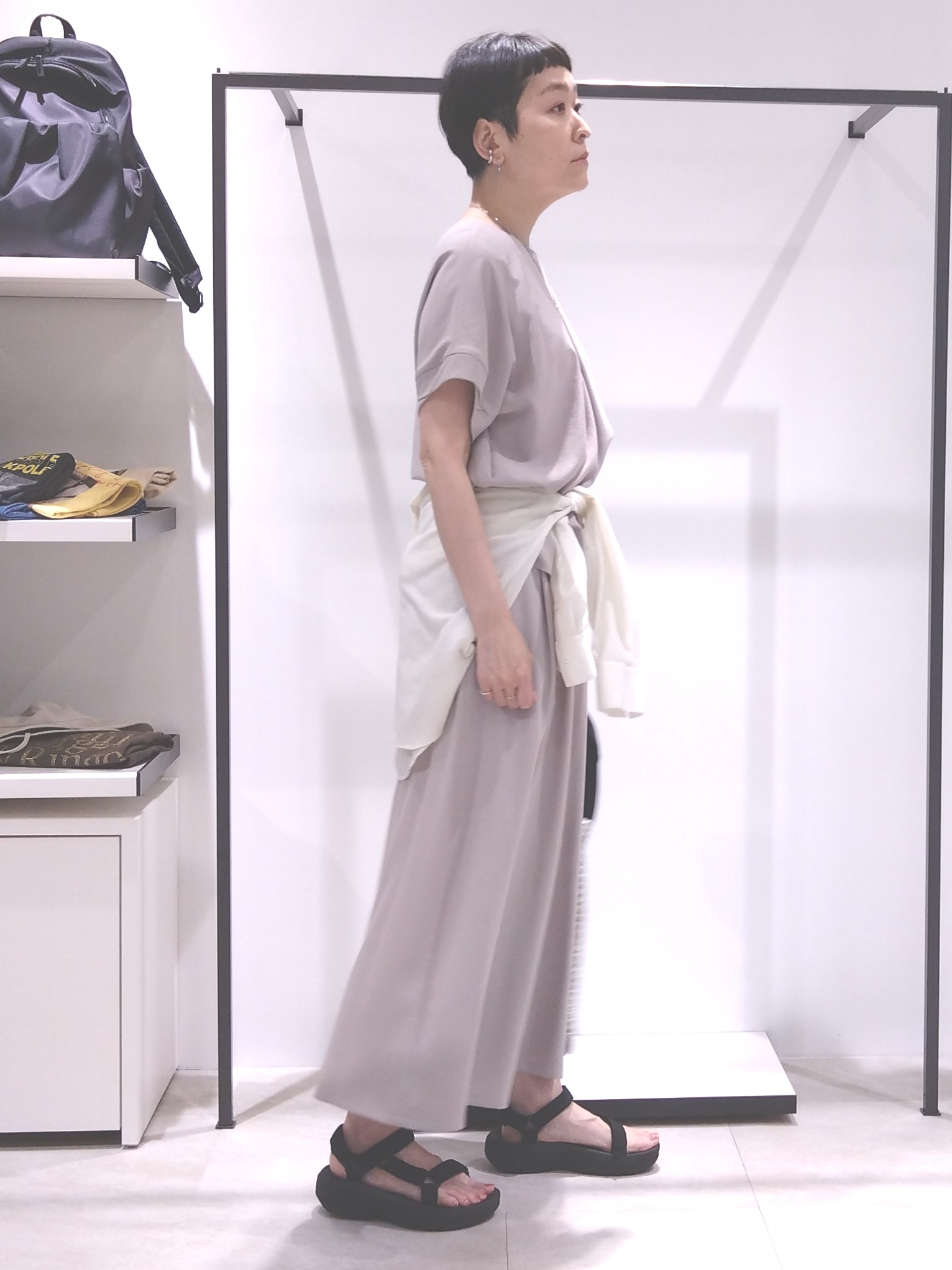 まちこさんの「UNTITLED｜【セットアップ可/UVカット/前後2WAY】リラクシーフレンチスリーブブラウス」を使ったコーディネート
