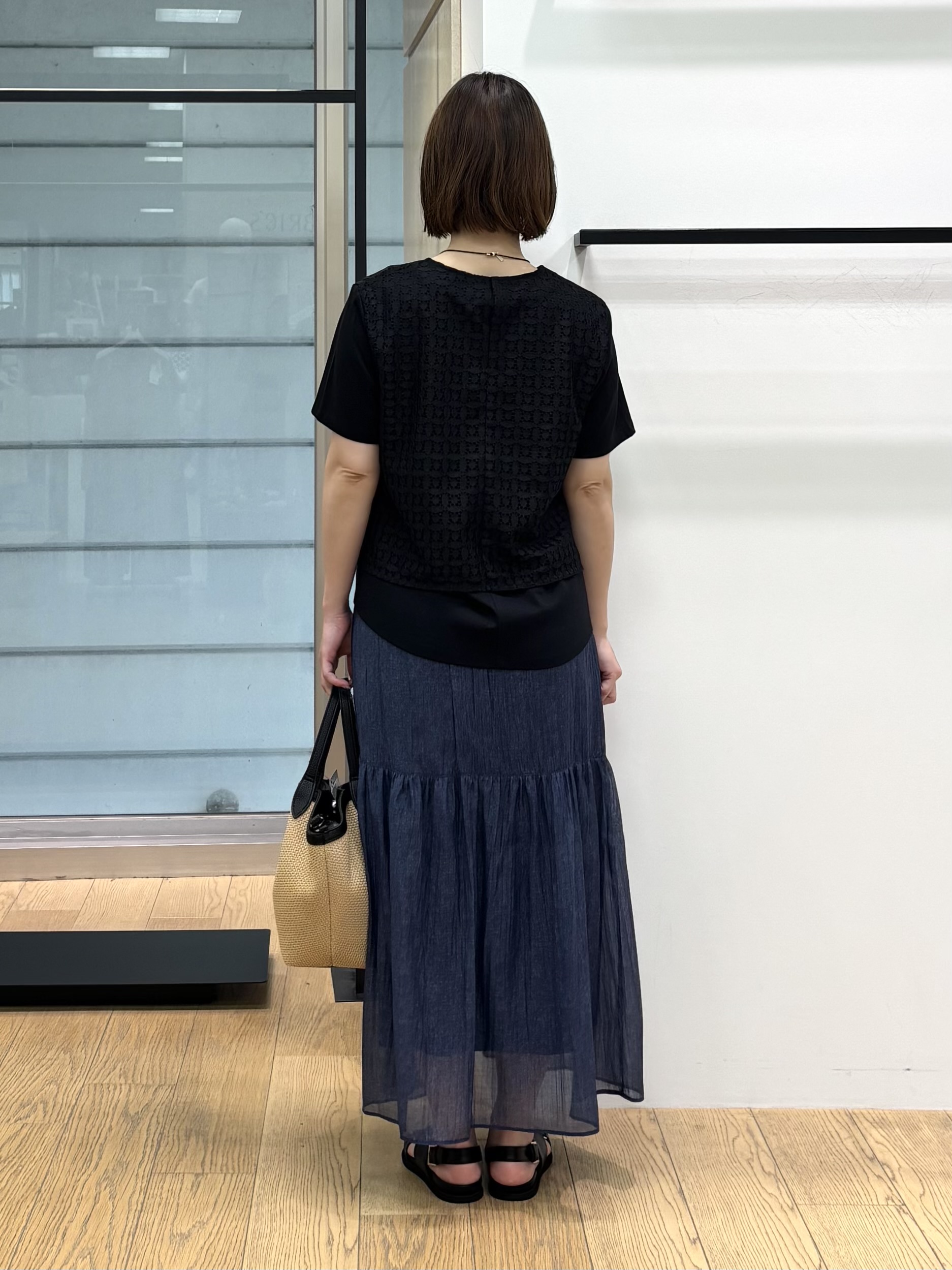 asamiさんの「INDIVI｜【洗える】レイヤード風レースコンビTシャツ」を使ったコーディネート