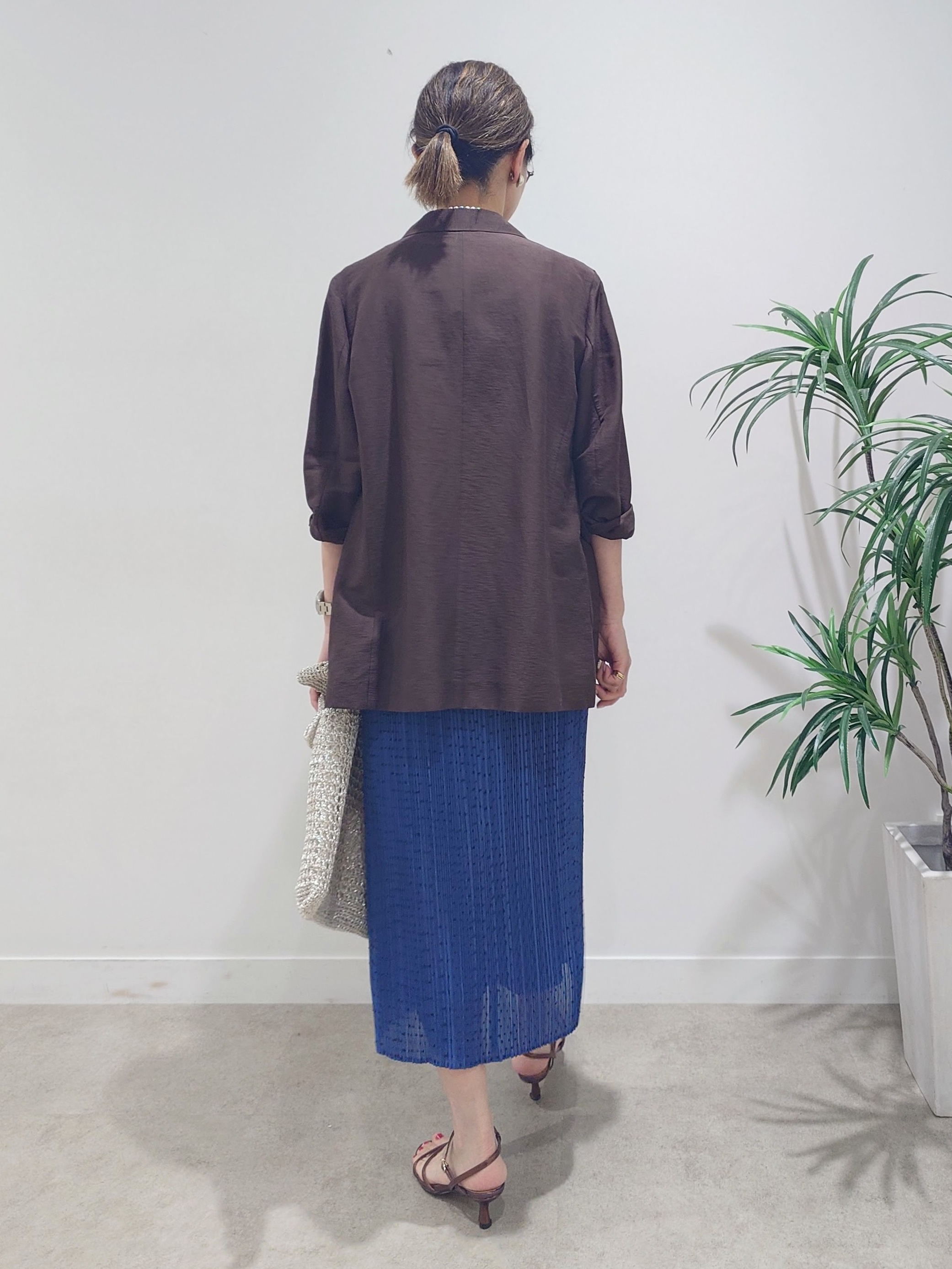 MUTSUKOさんの「UNTITLED｜◆【程よいシアー感/洗える】エアリーバイオジャケット」を使ったコーディネート