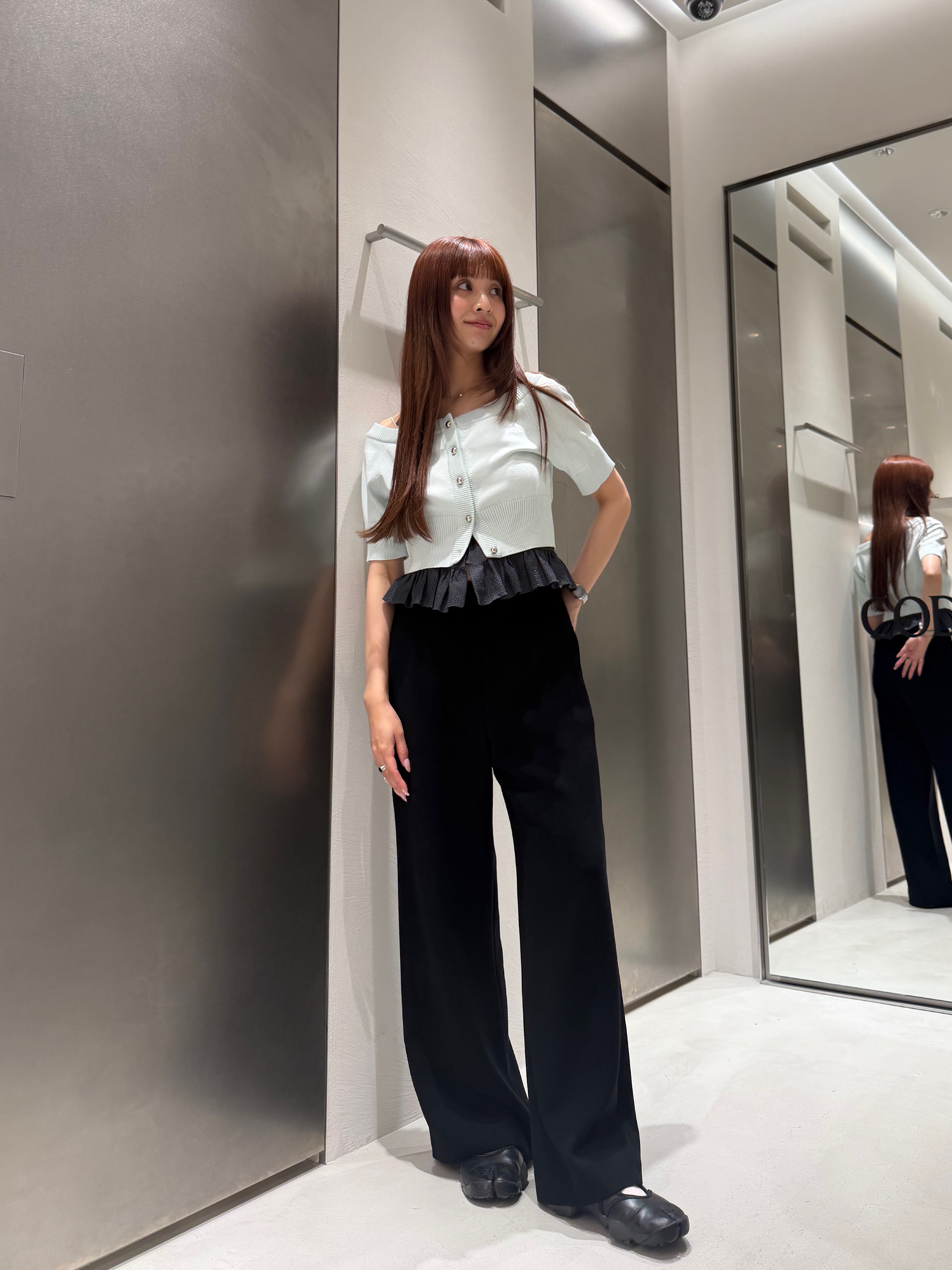 kanamiさんの「CODE A｜design knit short cardigan」を使ったコーディネート