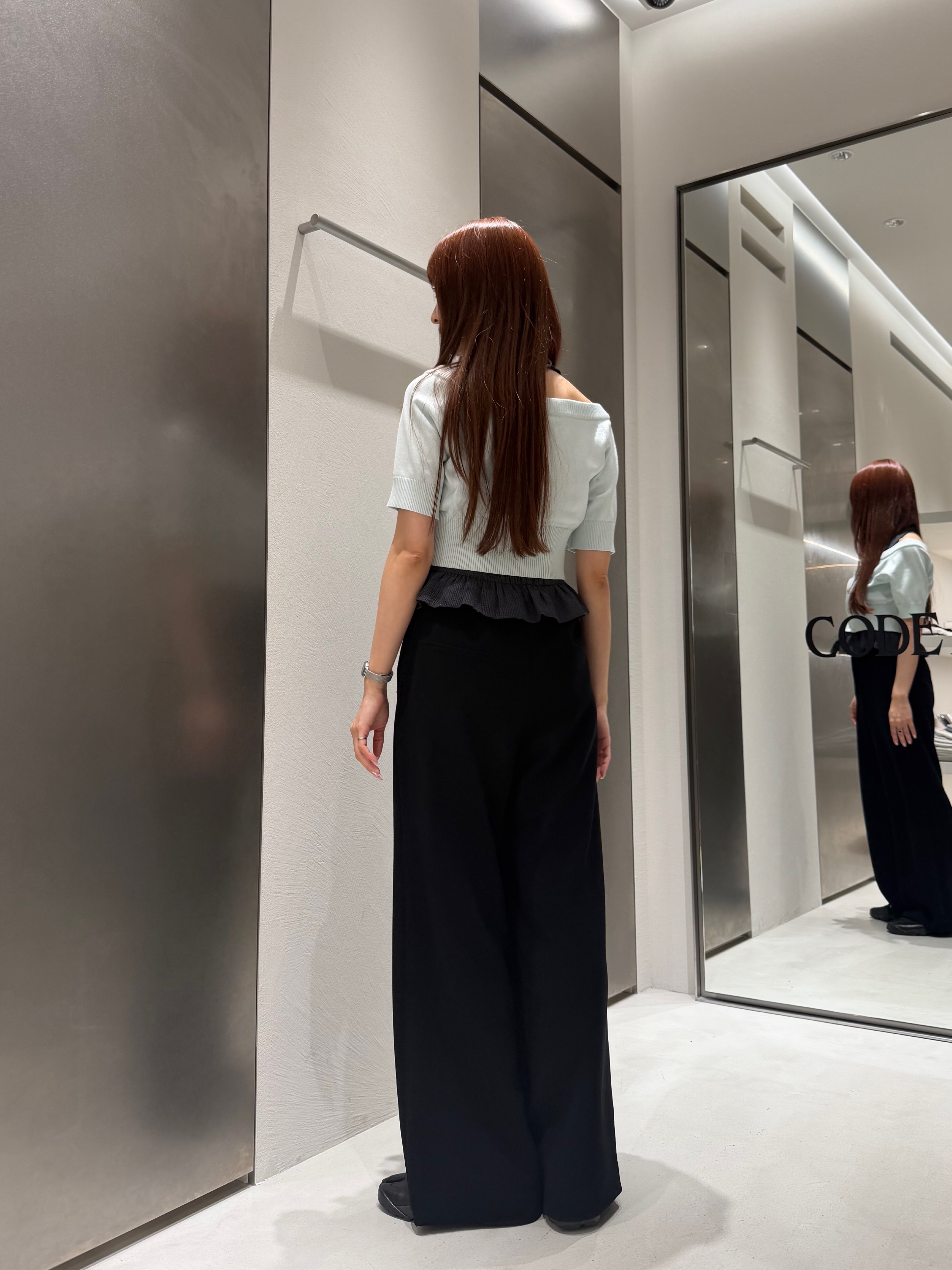 kanamiさんの「CODE A｜design knit short cardigan」を使ったコーディネート