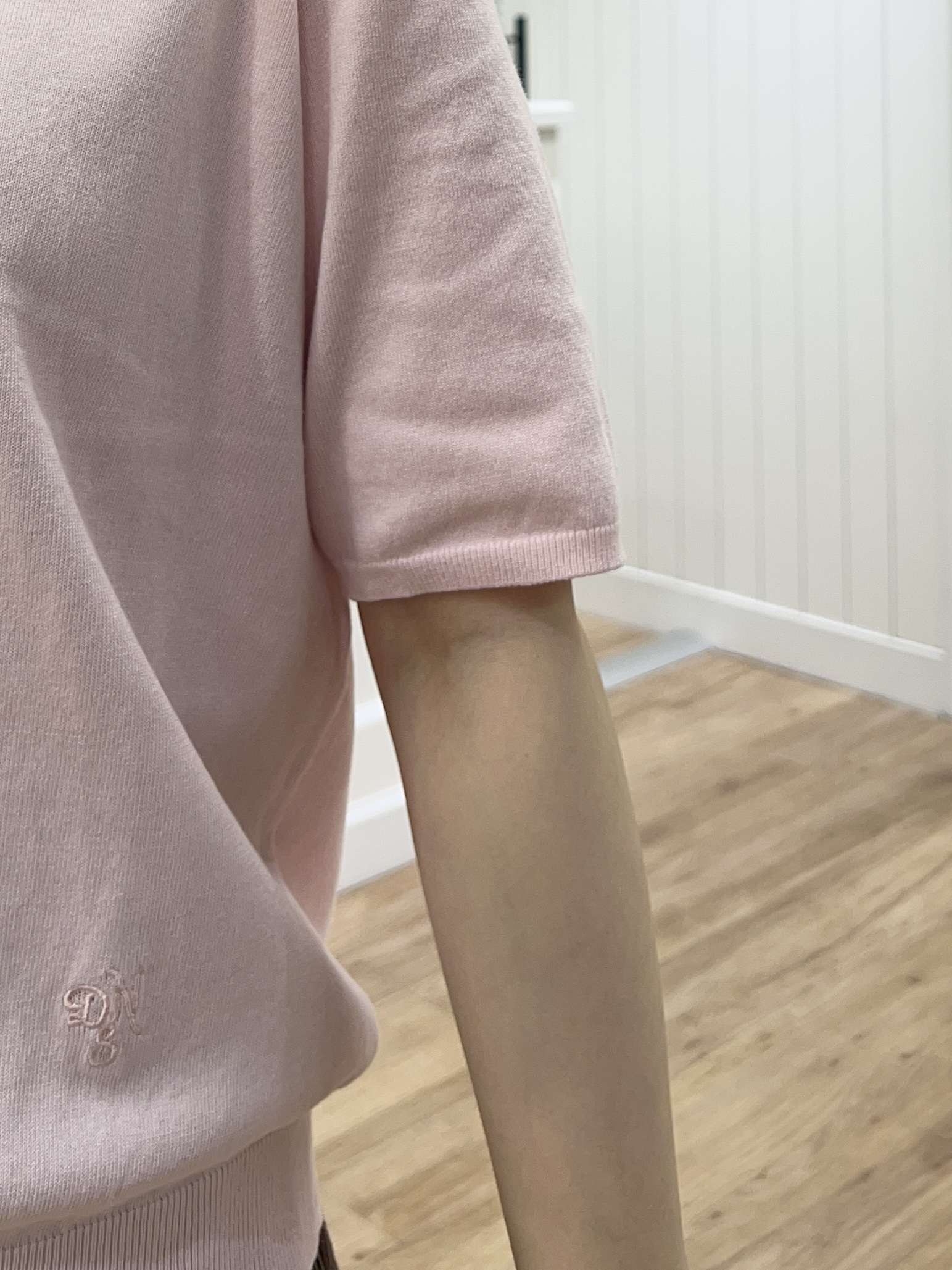 Ayakaさんの「Dessin｜【9色展開/接触冷感/UVカット】ドライタッチサマーニットT」を使ったコーディネート
