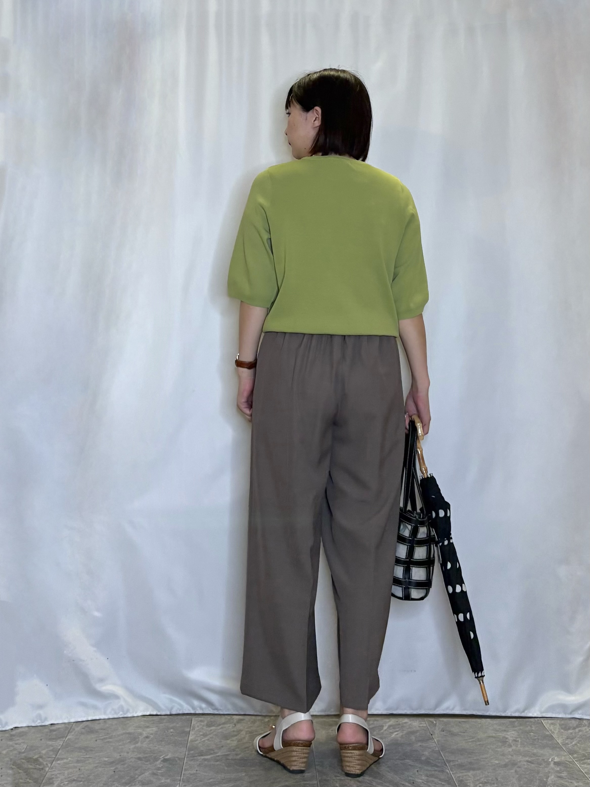 ネリさんの「SHOO･LA･RUE｜【毎日洗える/S-LL/UV】上半身すっきり 二の腕見せない5分袖ニット」を使ったコーディネート