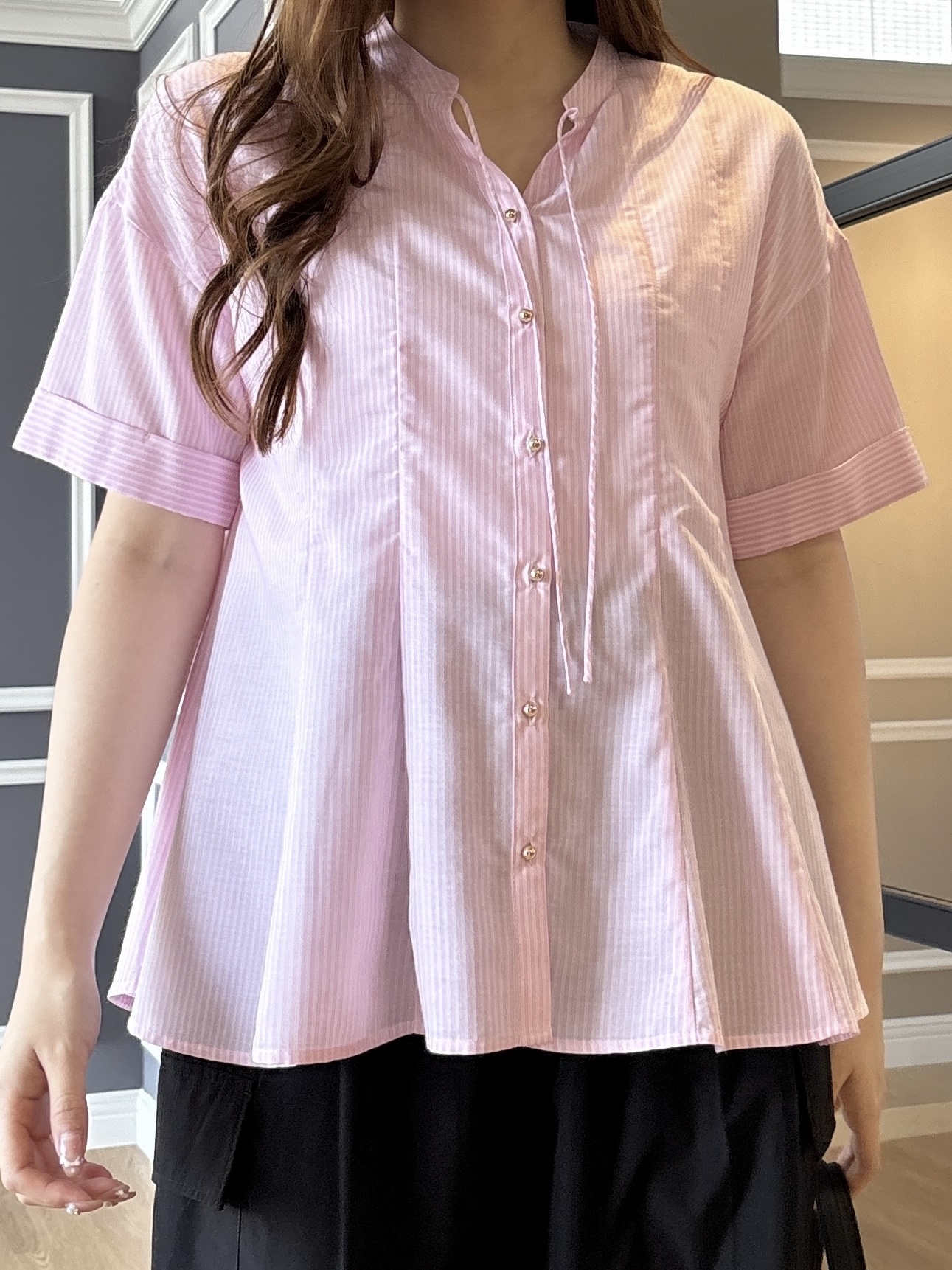 sayaさんの「grove｜【洗濯機OK】さらっと軽やか、フレアシャツ」を使ったコーディネート