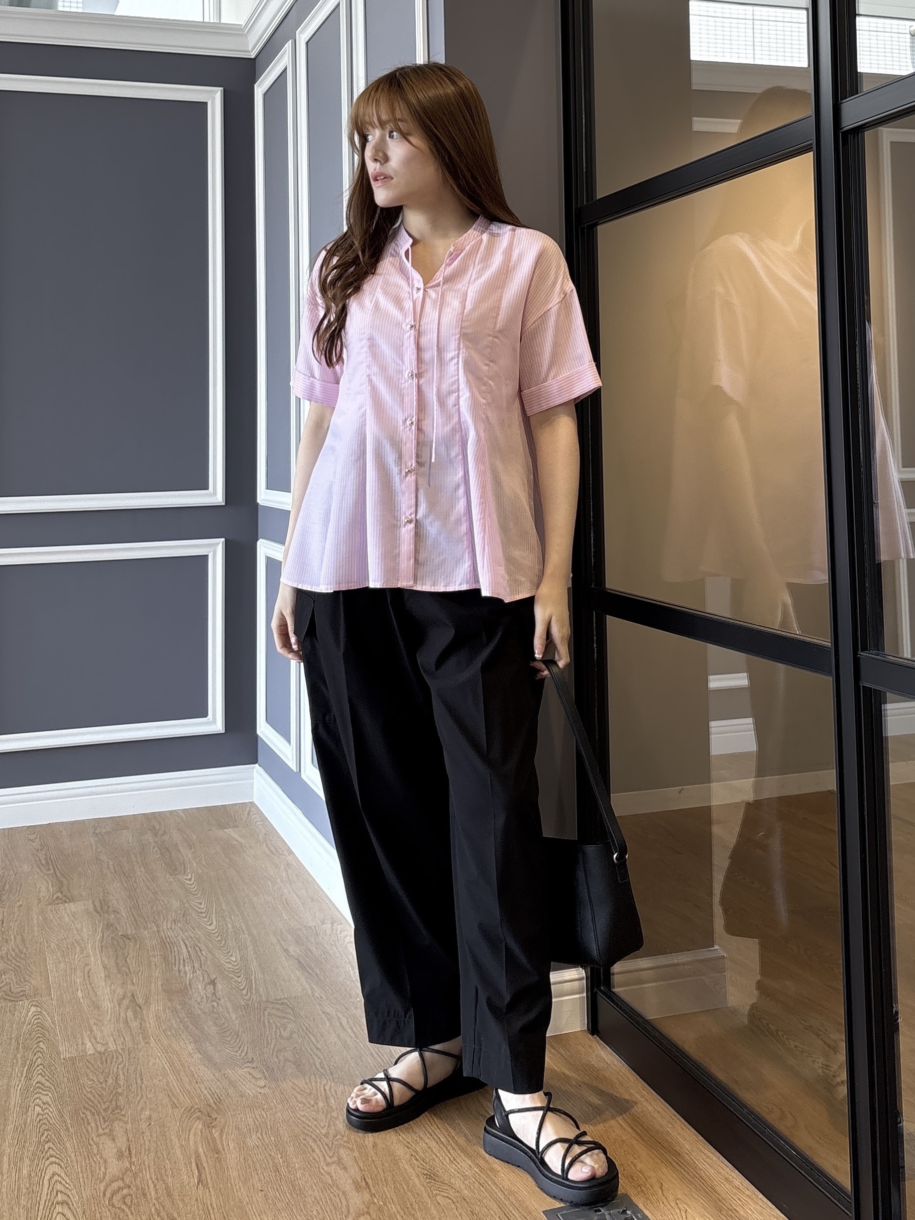 sayaさんの「grove｜【洗濯機OK】さらっと軽やか、フレアシャツ」を使ったコーディネート