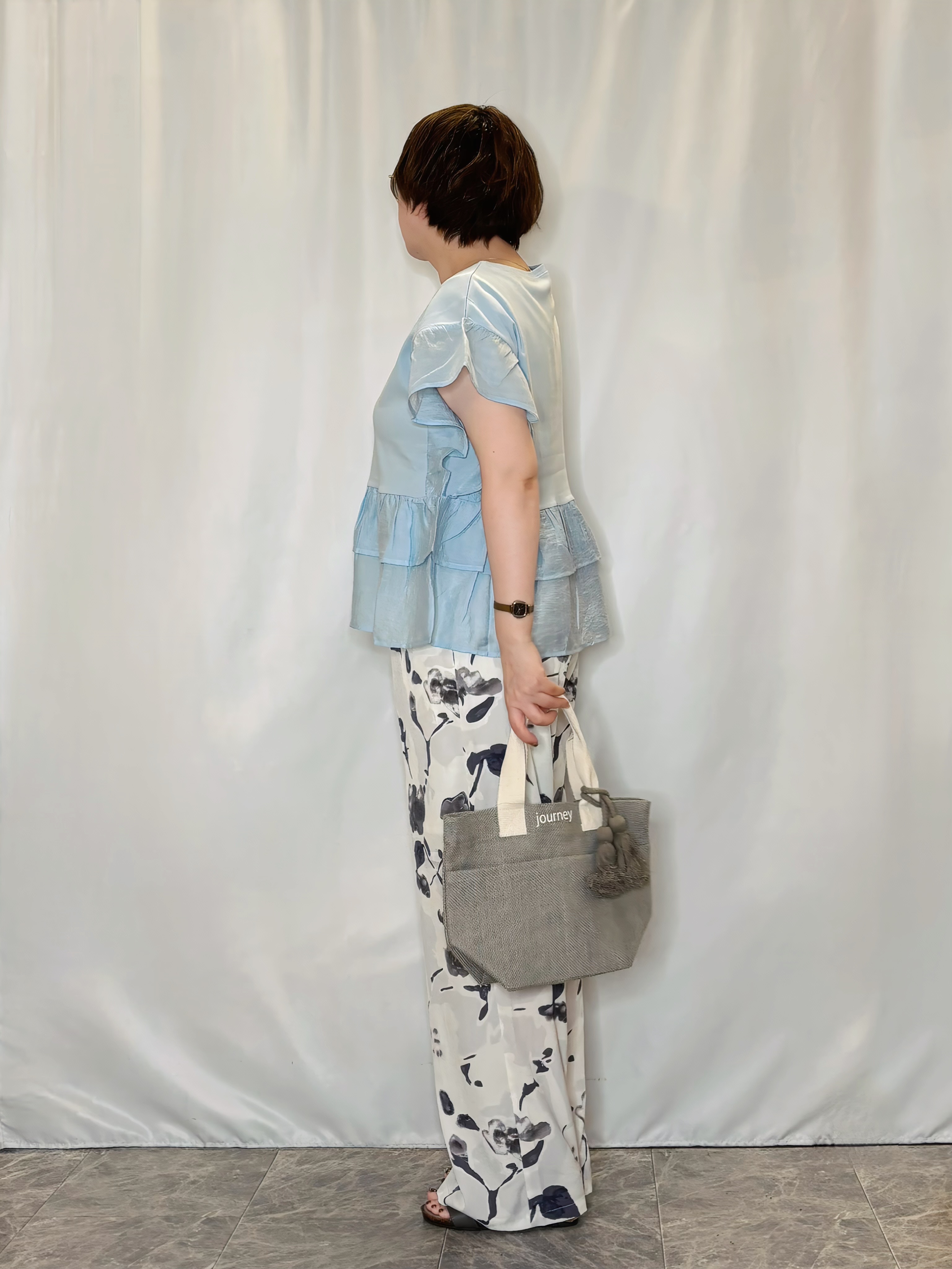 たみさんの「SHOO･LA･RUE｜【S-LL/洗濯機可】着るだけで決まる 主役級フリルトップス」を使ったコーディネート