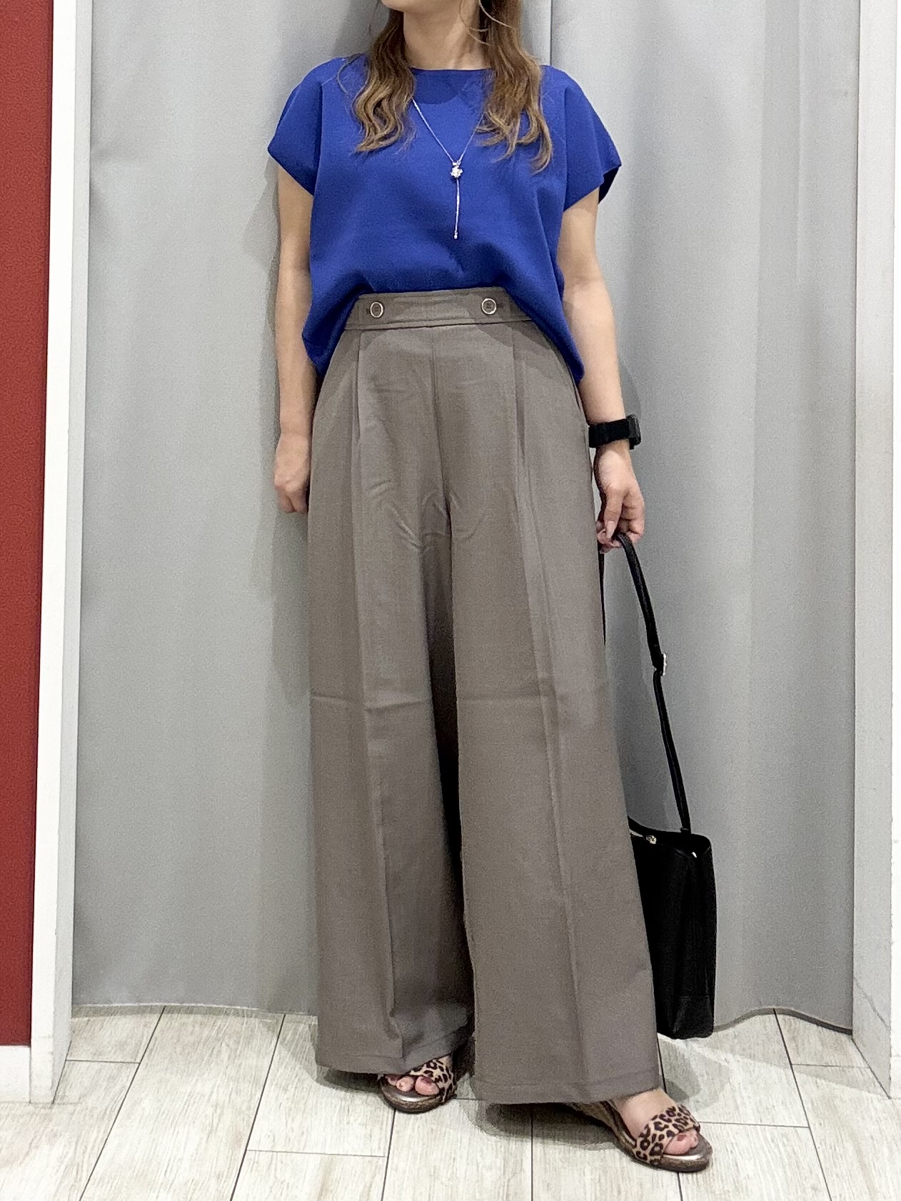 shioさんの「SHOO･LA･RUE｜【洗濯機可/S-LL】インせず着られる 大人シンプルニット」を使ったコーディネート