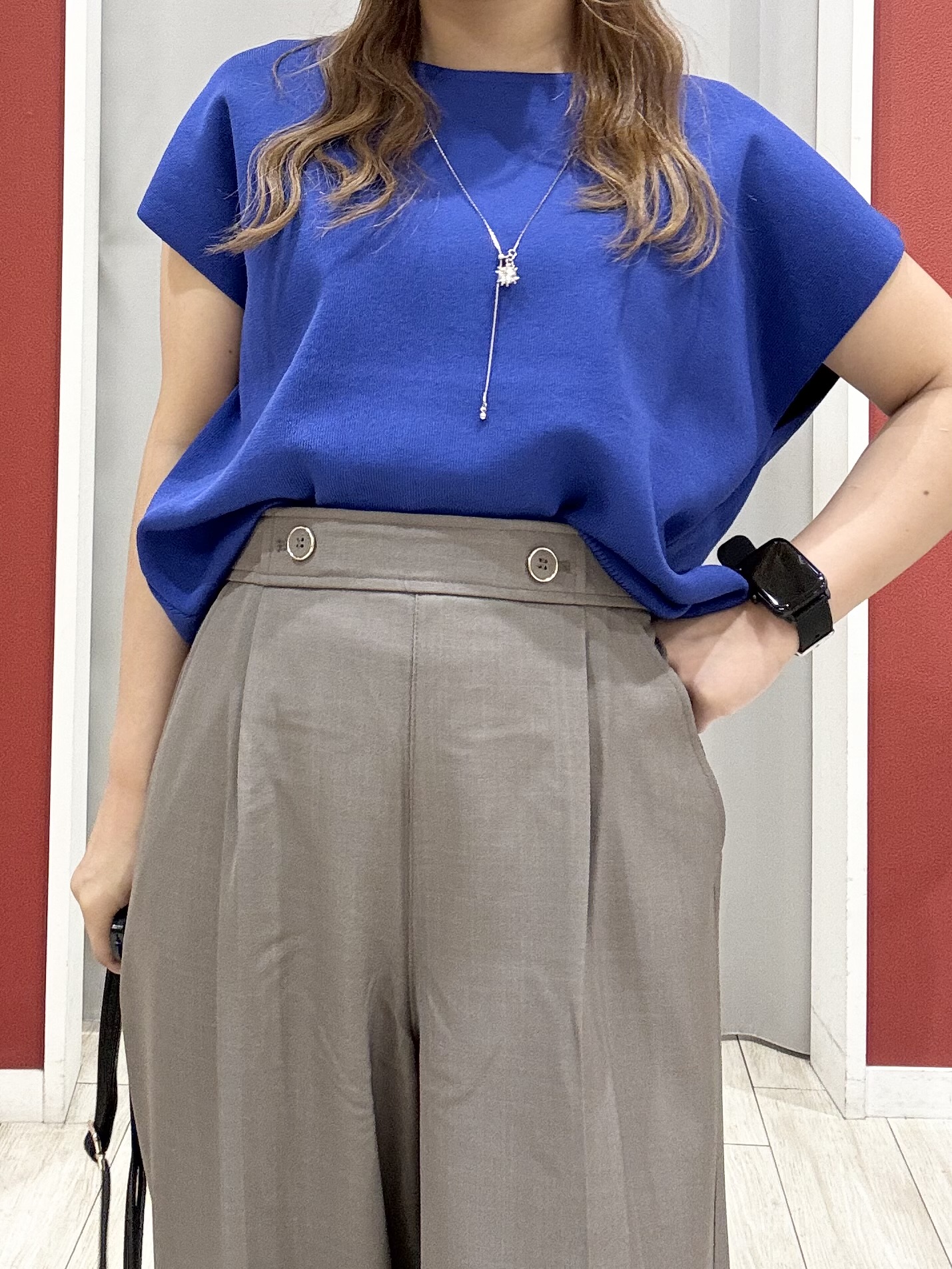 shioさんの「SHOO･LA･RUE｜【洗濯機可/S-LL】インせず着られる 大人シンプルニット」を使ったコーディネート