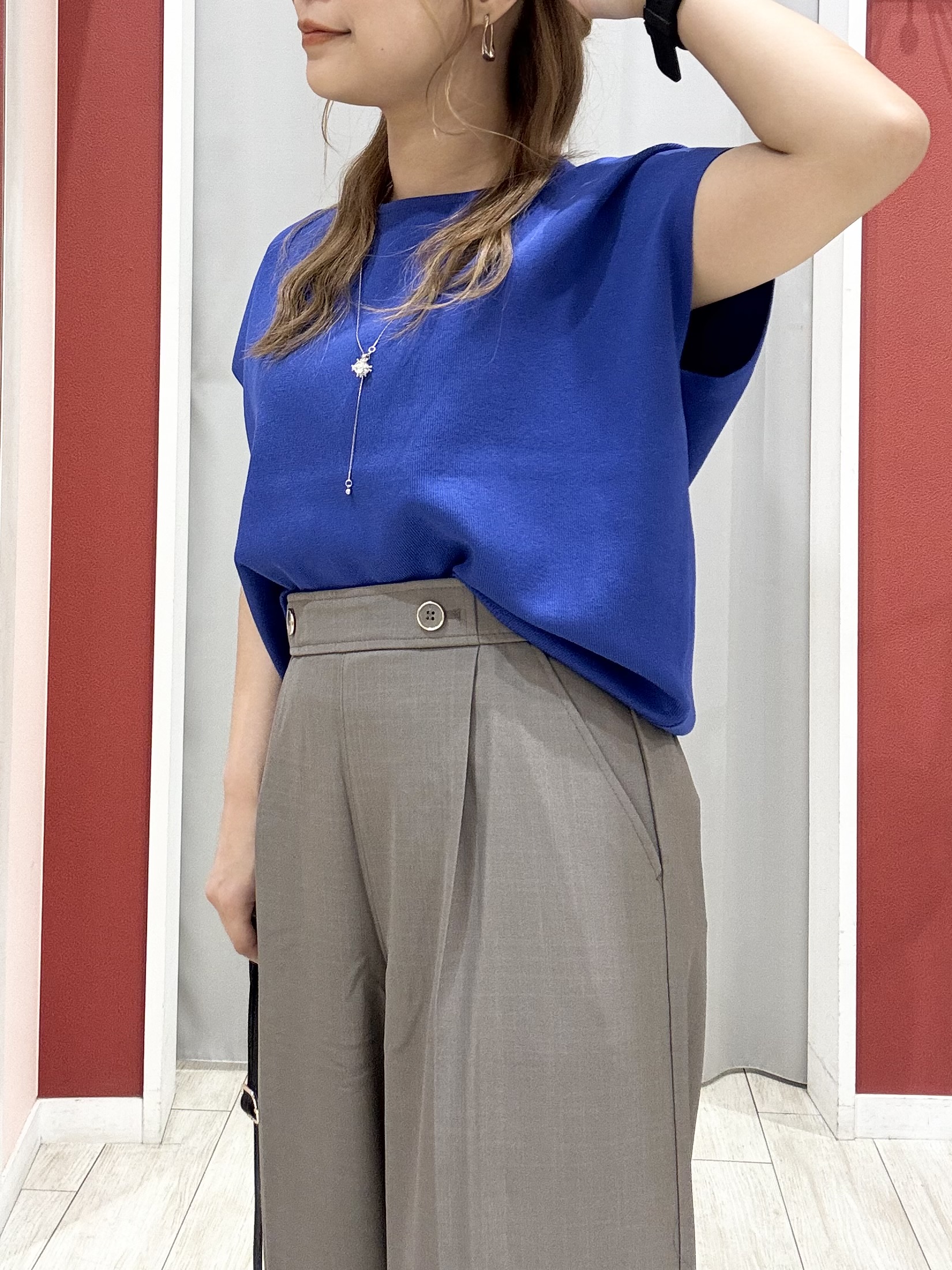 shioさんの「SHOO･LA･RUE｜【洗濯機可/S-LL】インせず着られる 大人シンプルニット」を使ったコーディネート