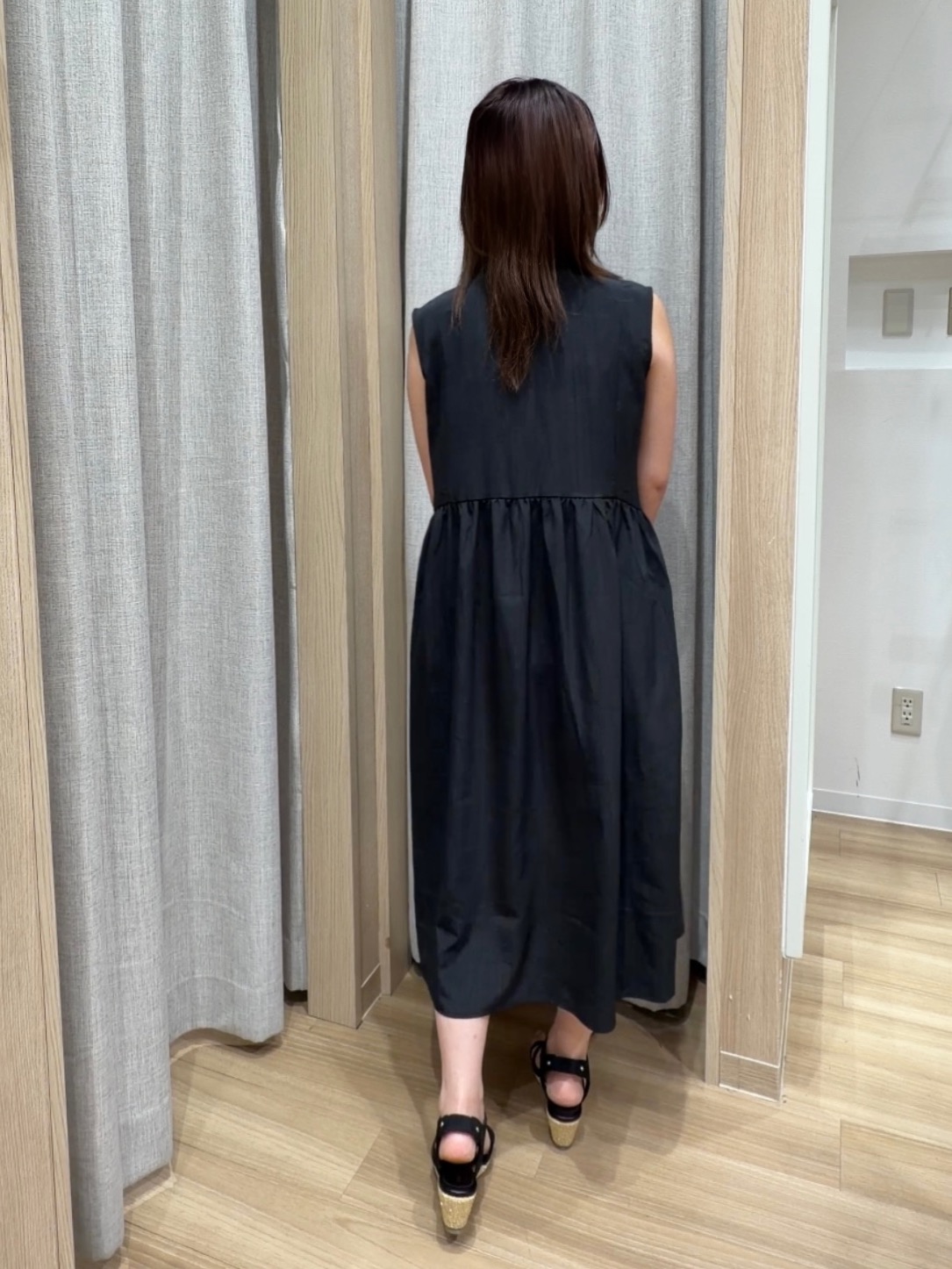 Fumikaさんの「grove｜高評価！【洗える/名品】大人の透け感、シアーカーディガン」を使ったコーディネート