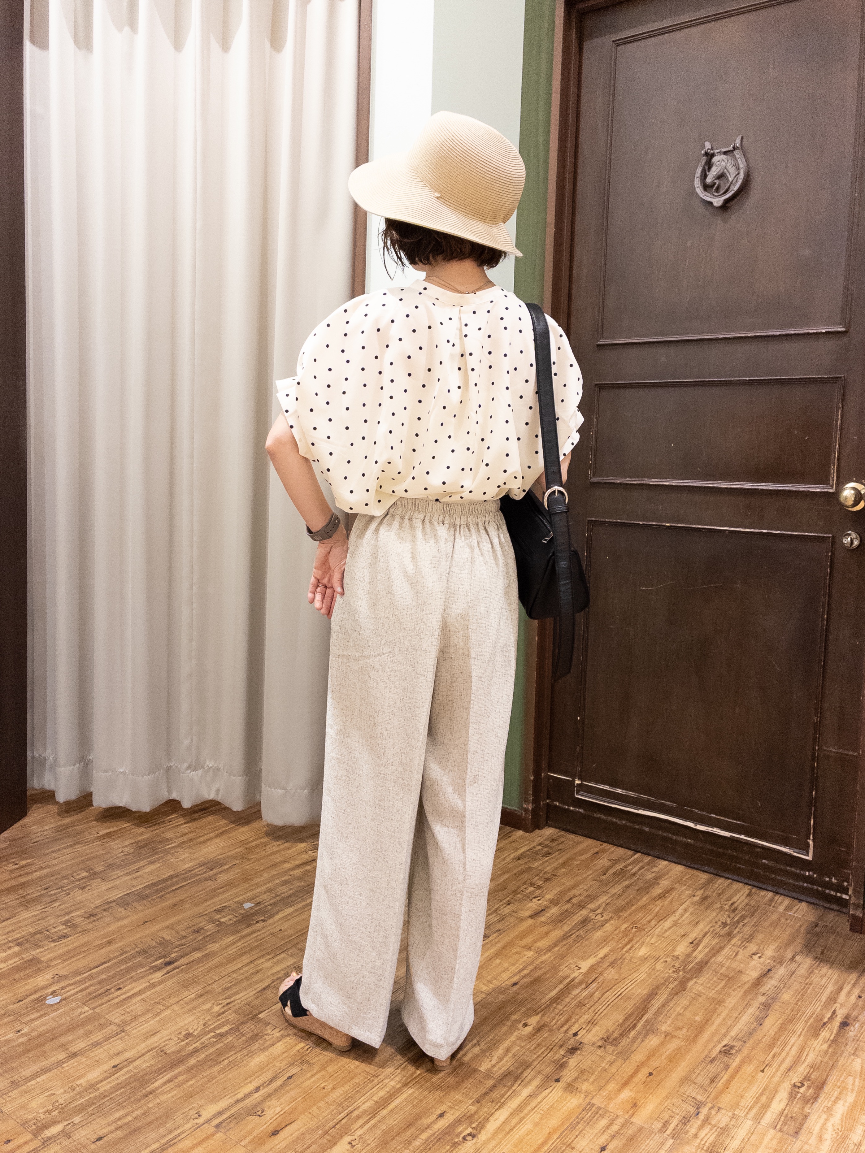 yukaさんの「SHOO･LA･RUE｜【洗濯機可／洗濯後しわになりにくい】大人の甘さをプラスする ドット柄袖タックブラウス」を使ったコーディネート