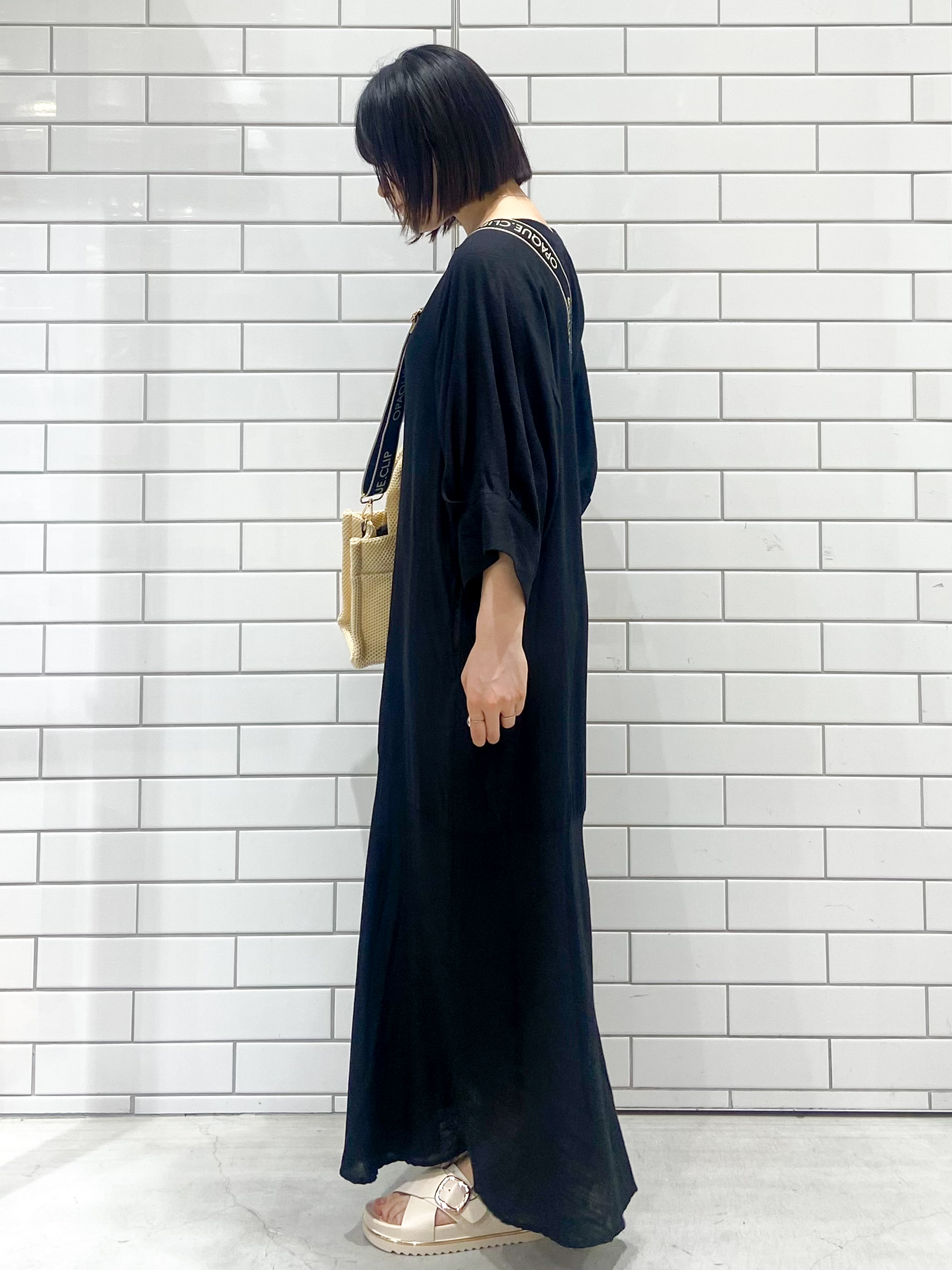 kimiさんの「OPAQUE.CLIP｜キーネックロングワンピース【洗える】」を使ったコーディネート