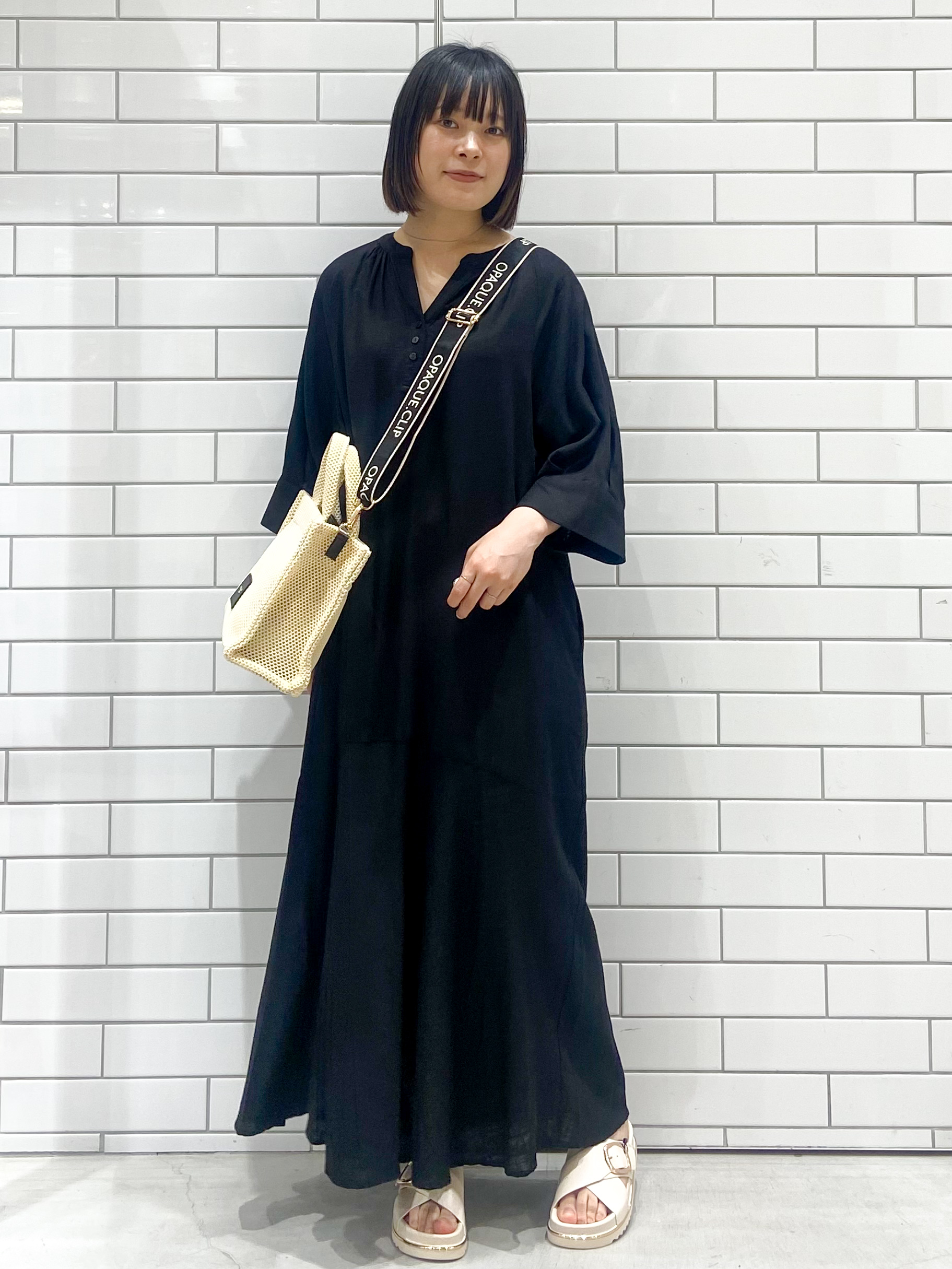 kimiさんの「OPAQUE.CLIP｜キーネックロングワンピース【洗える】」を使ったコーディネート