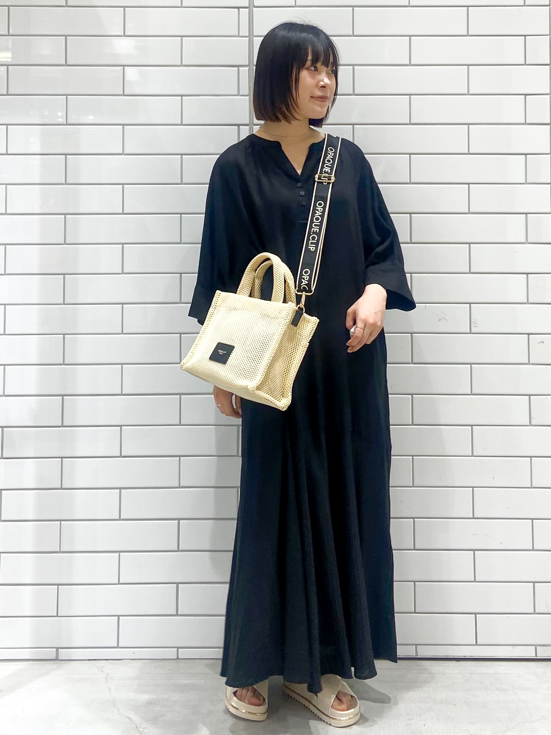 kimiさんの「OPAQUE.CLIP｜キーネックロングワンピース【洗える】」を使ったコーディネート